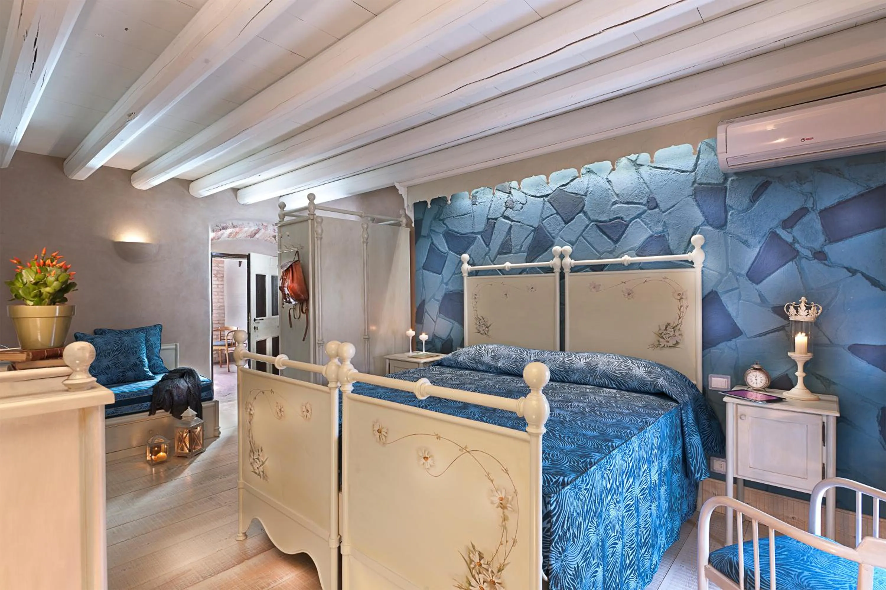 Bedroom in Boutique Hotel Villa dei Campi