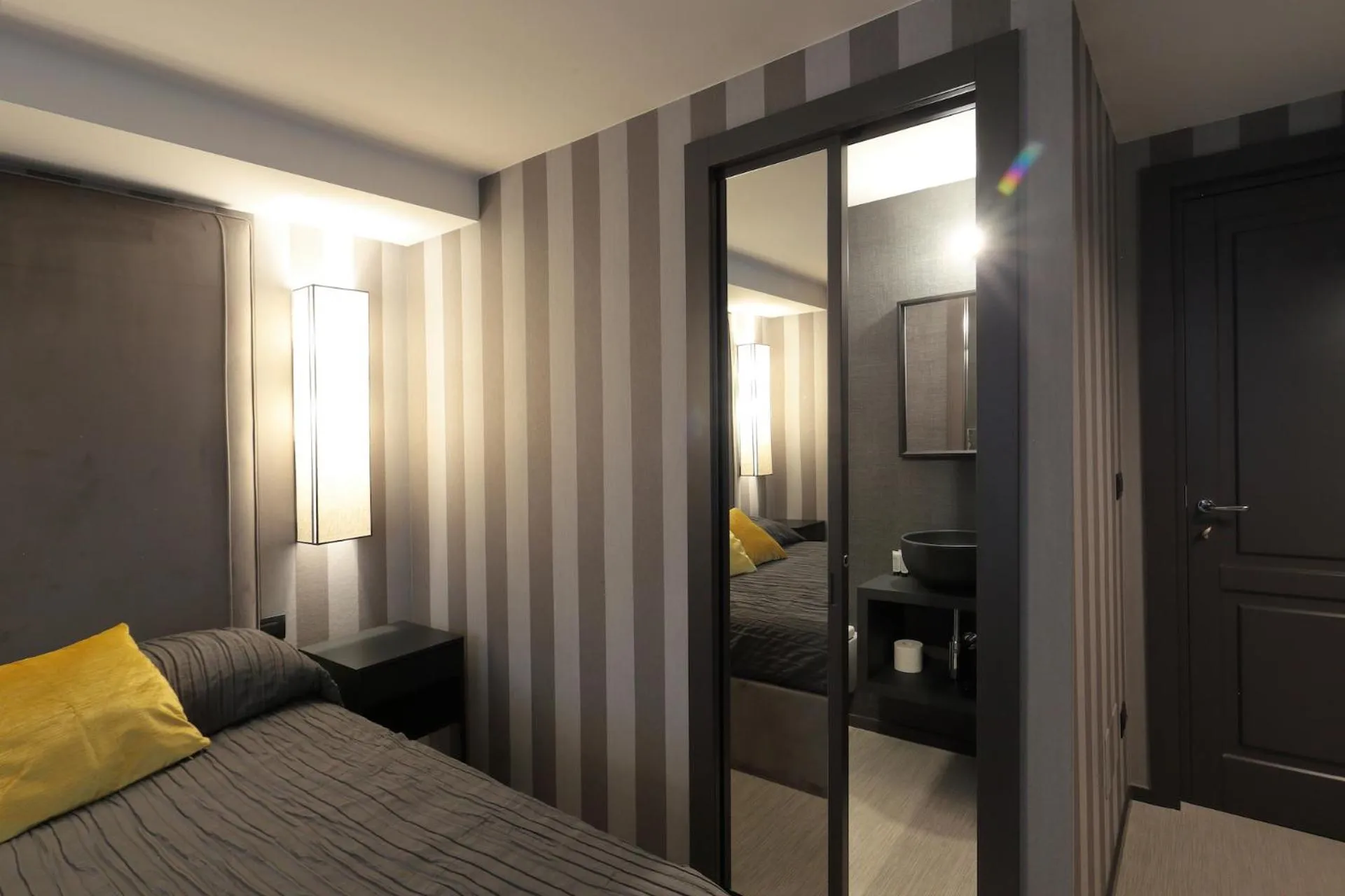 Bathroom, Bed in Imbriani Guest House