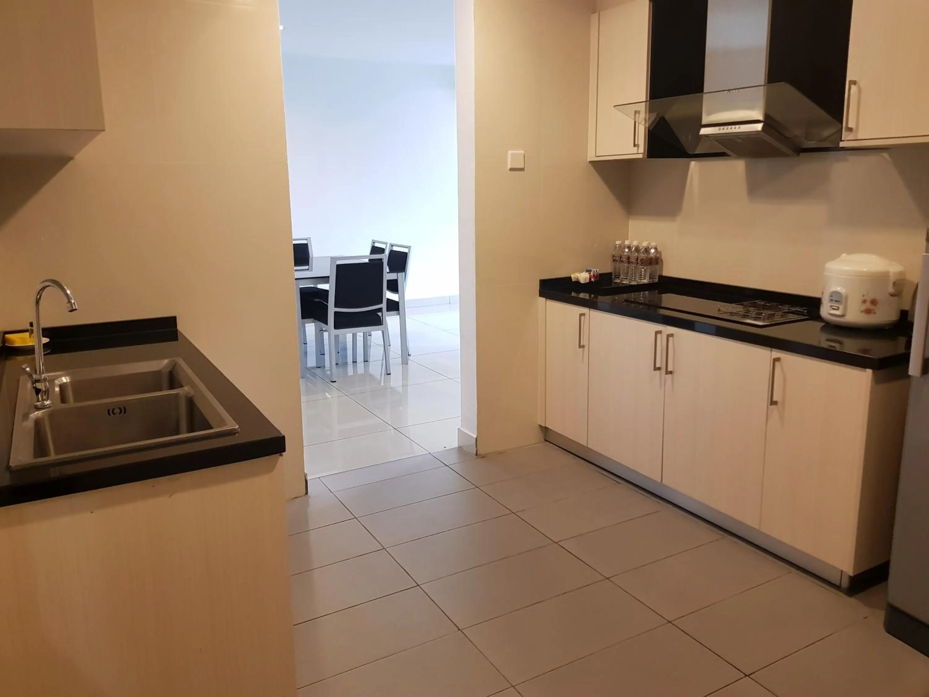 Kitchen or kitchenette in KSL Hotel & Resort