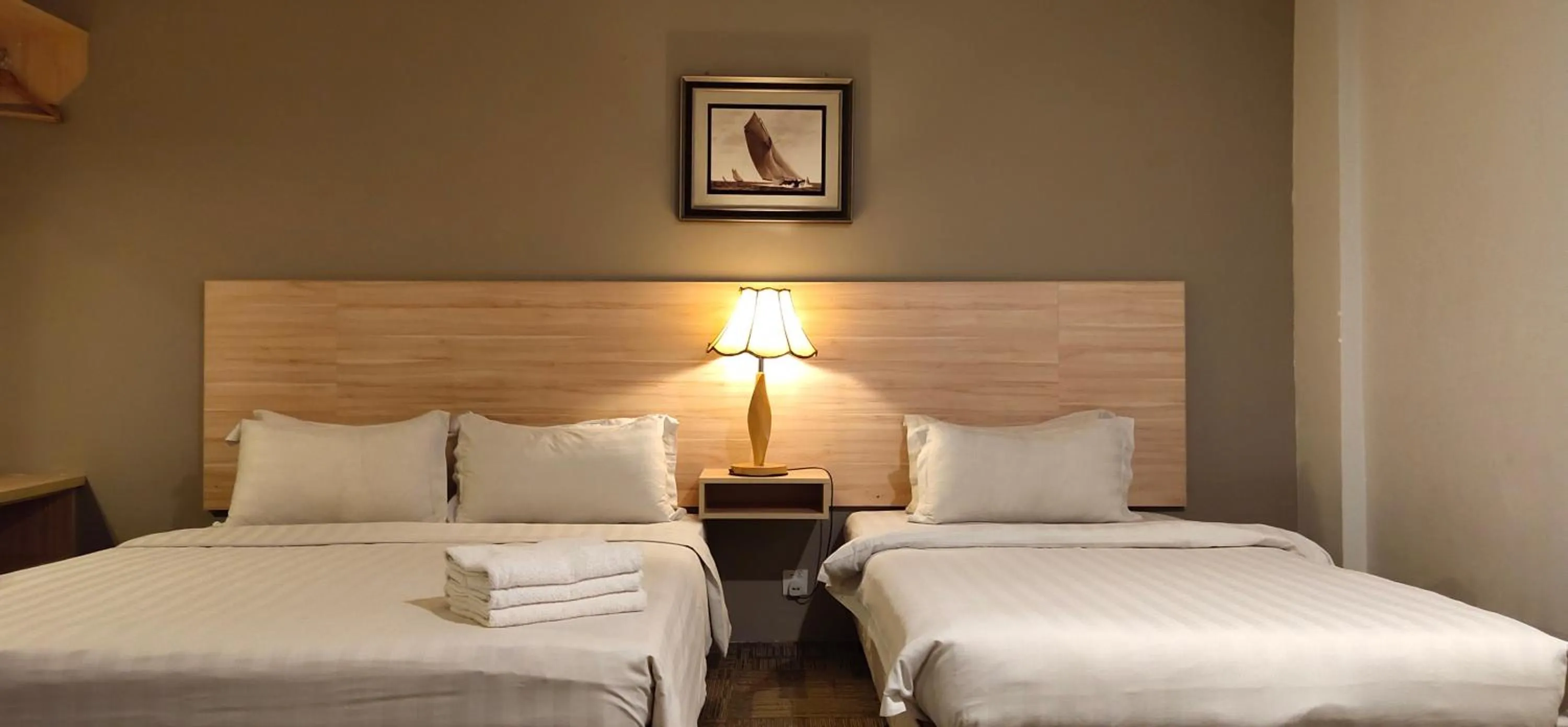 Bathroom, Bed in Prima Hotel Melaka