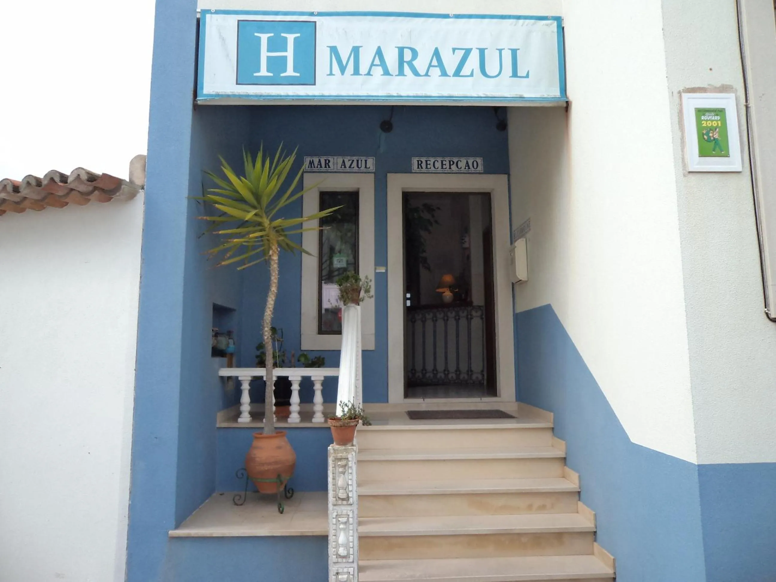 Facade/entrance in Marazul