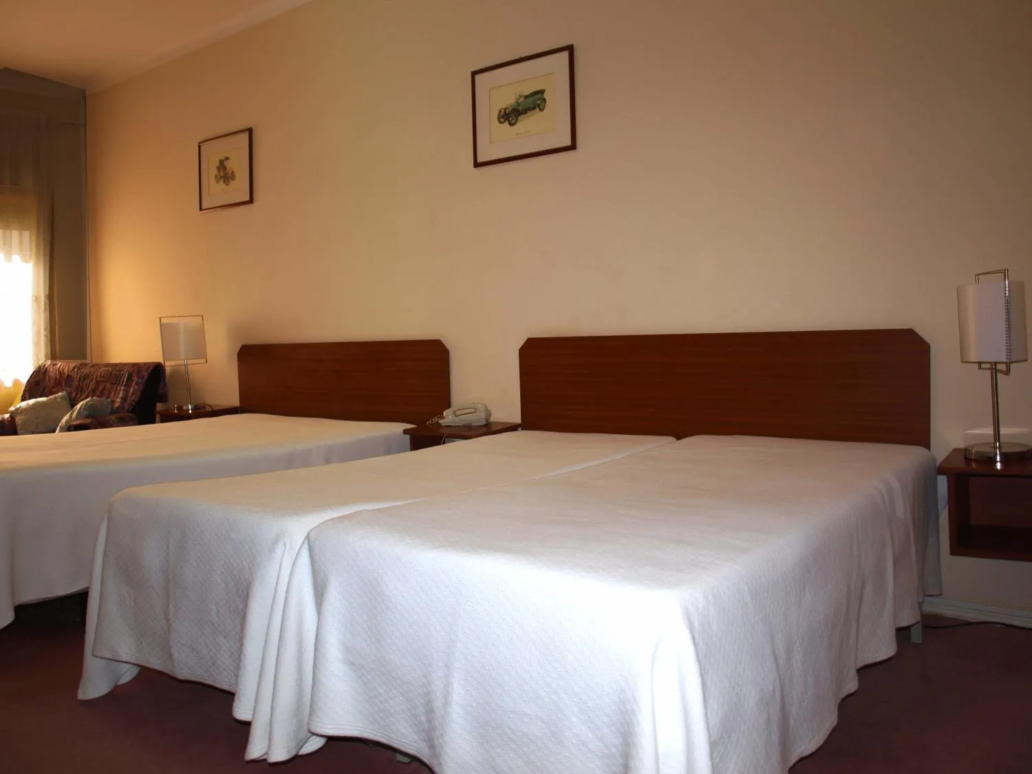 Photo of the whole room, Bed in D. Carlos Residencial