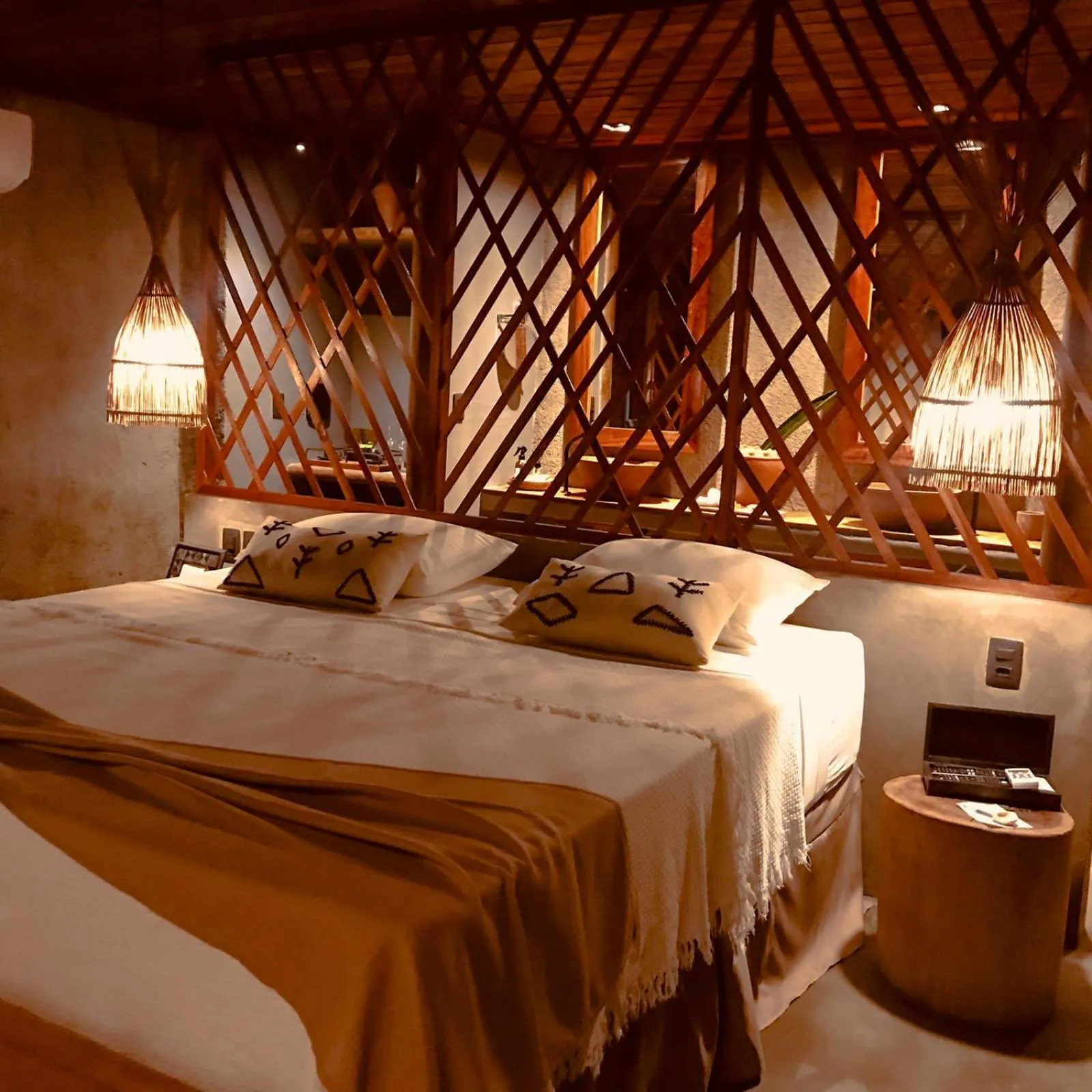 Bedroom in Aloha Village Bangalôs