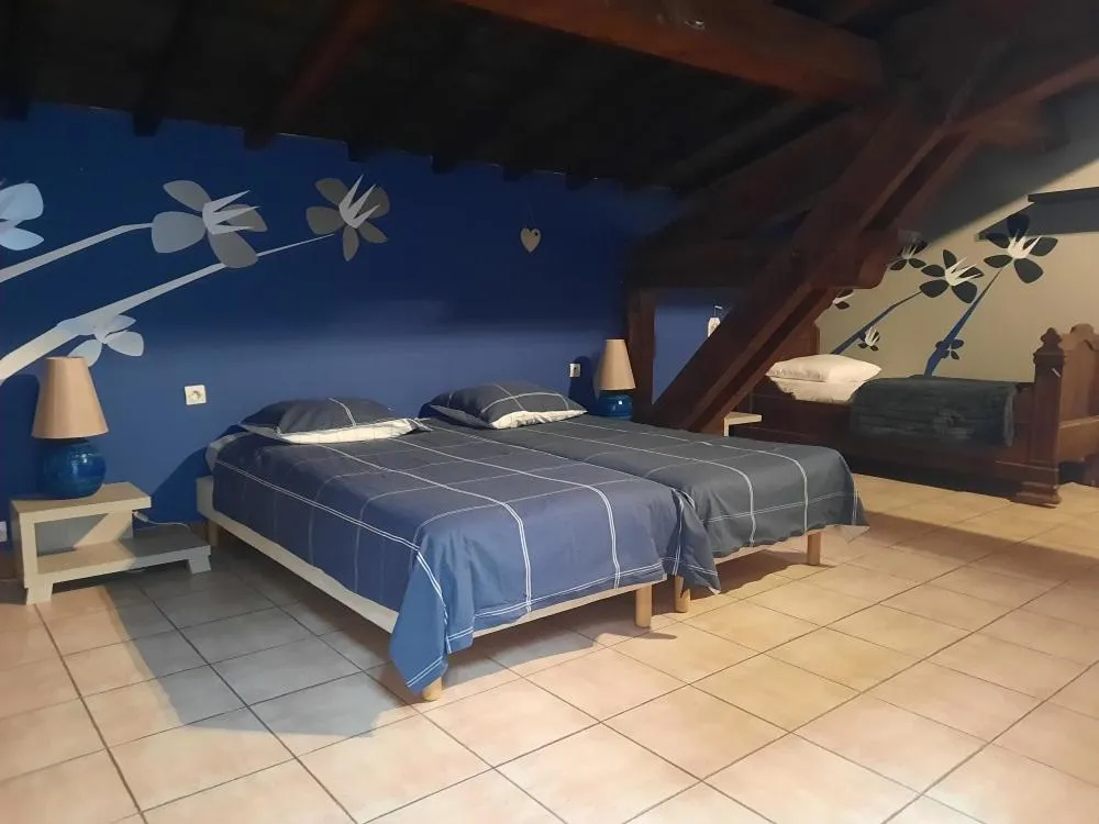 Photo of the whole room, Bed in Domaine La Sauzette