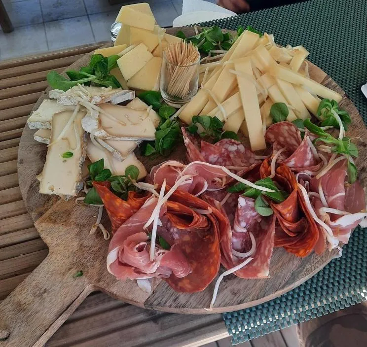 Food in Domaine La Sauzette