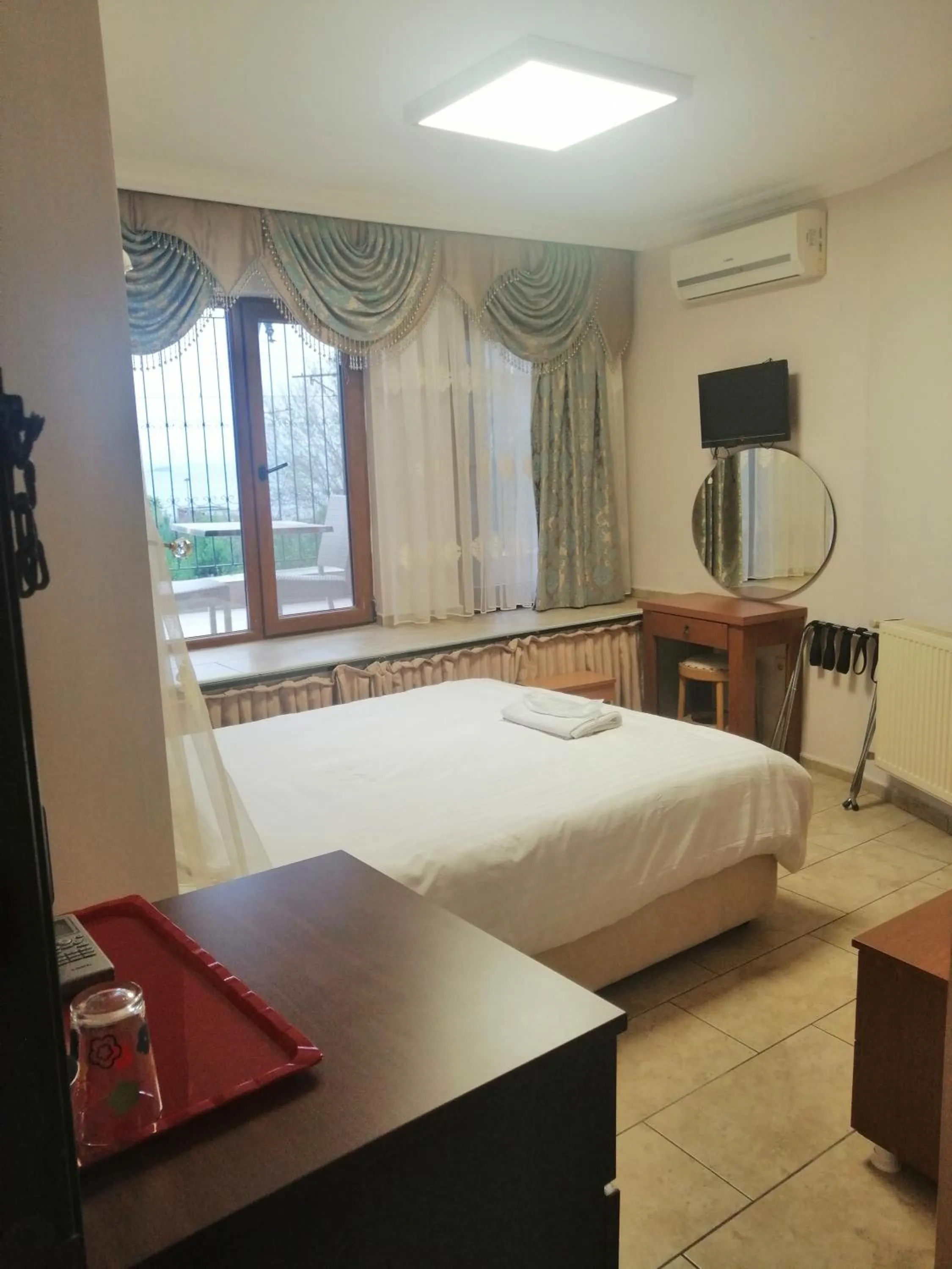 Bed in Seahouse Suites