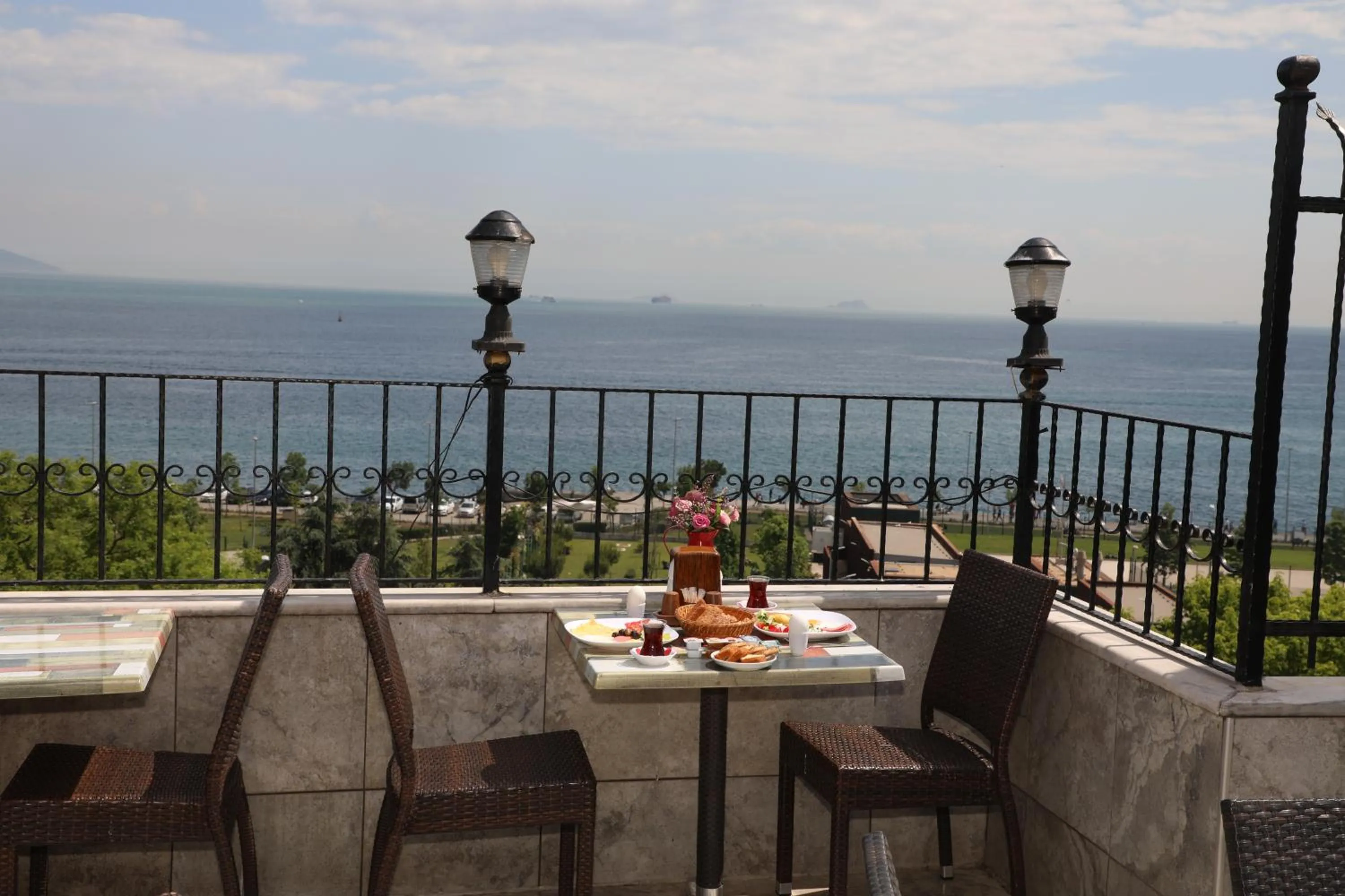 Balcony/Terrace in Seahouse Suites