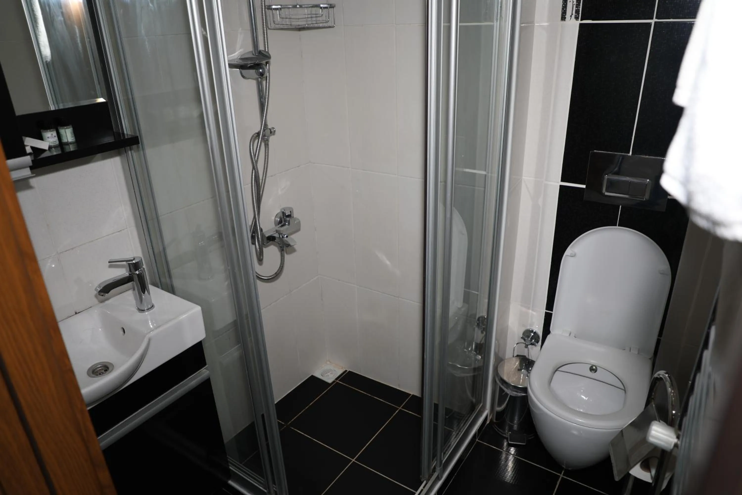 Bathroom in Seahouse Suites