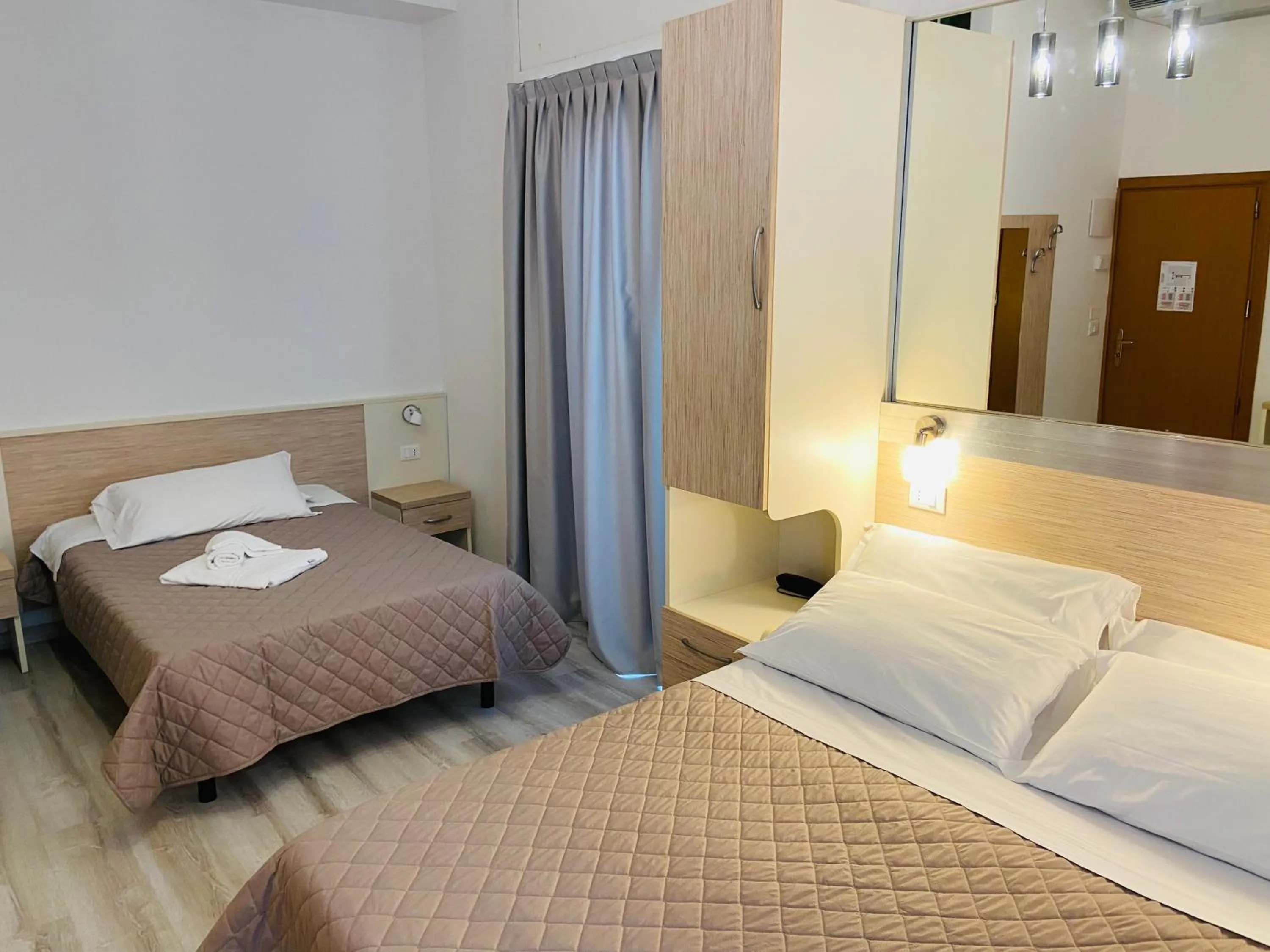 Bedroom, Bed in Hotel Butterfly Wellness & Spa