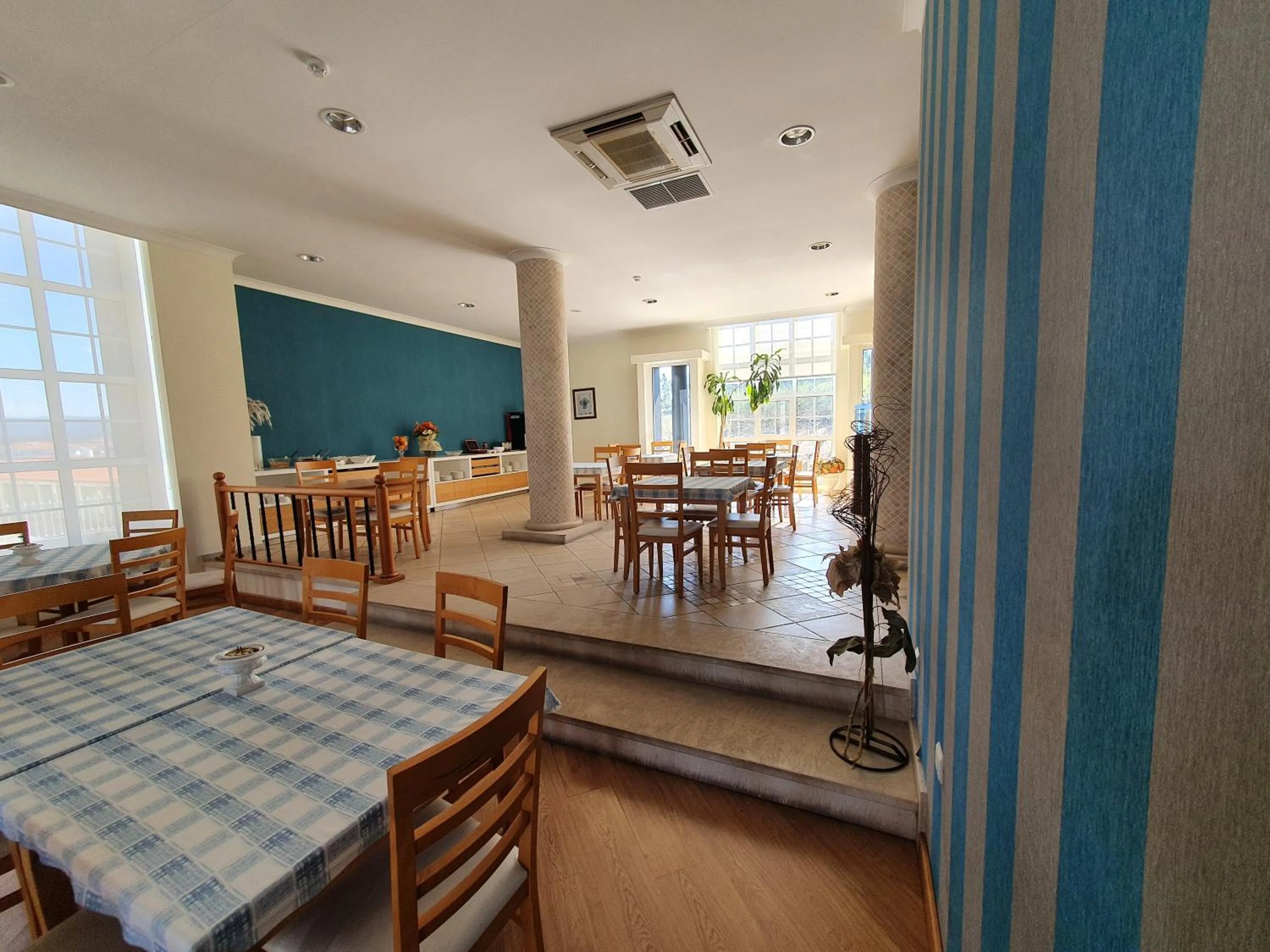 Dining area in Hotel Cabecinho