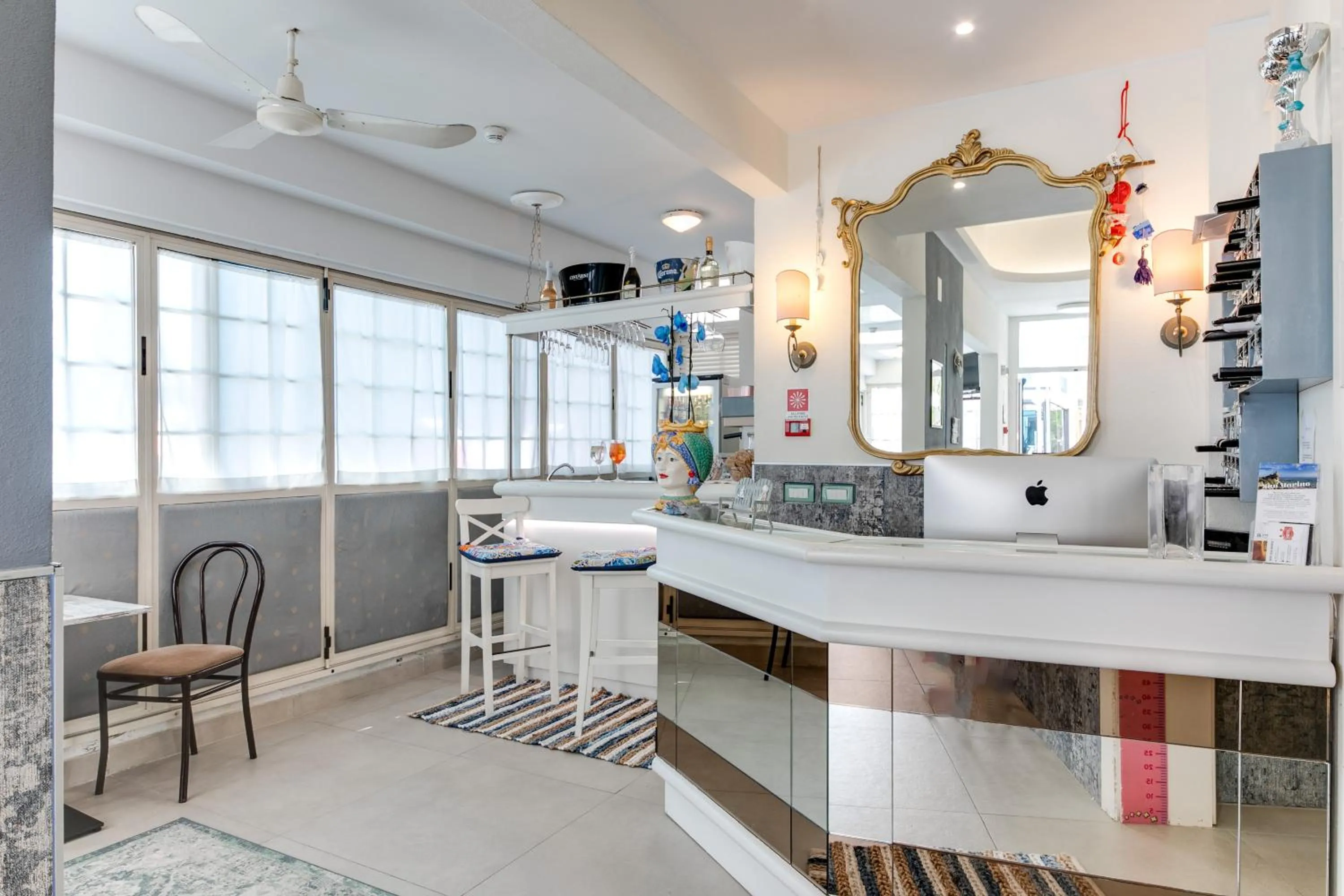 Lobby or reception in B&B Villa Madana