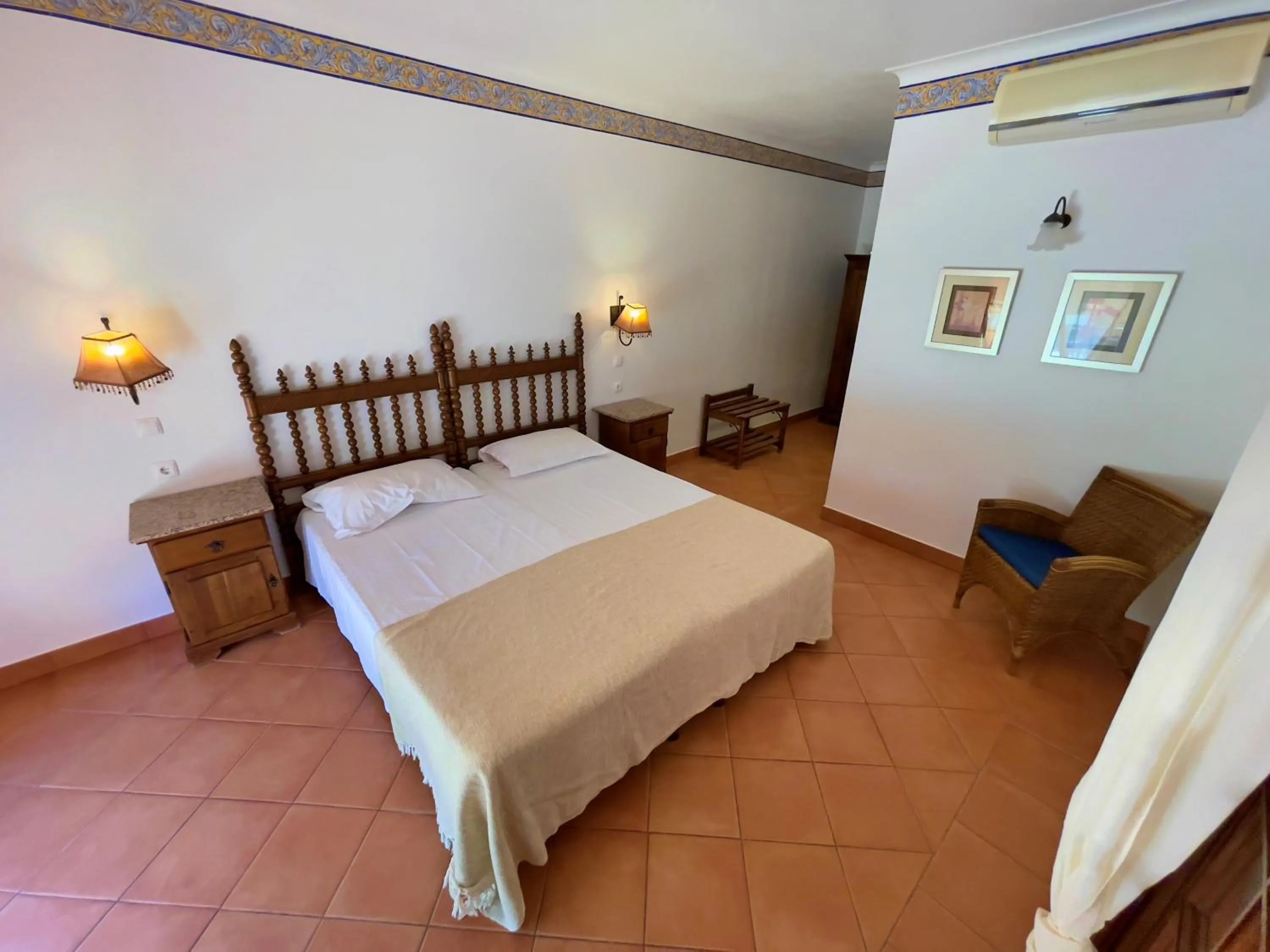 Bed in Quinta do Mar - Country & Sea Village