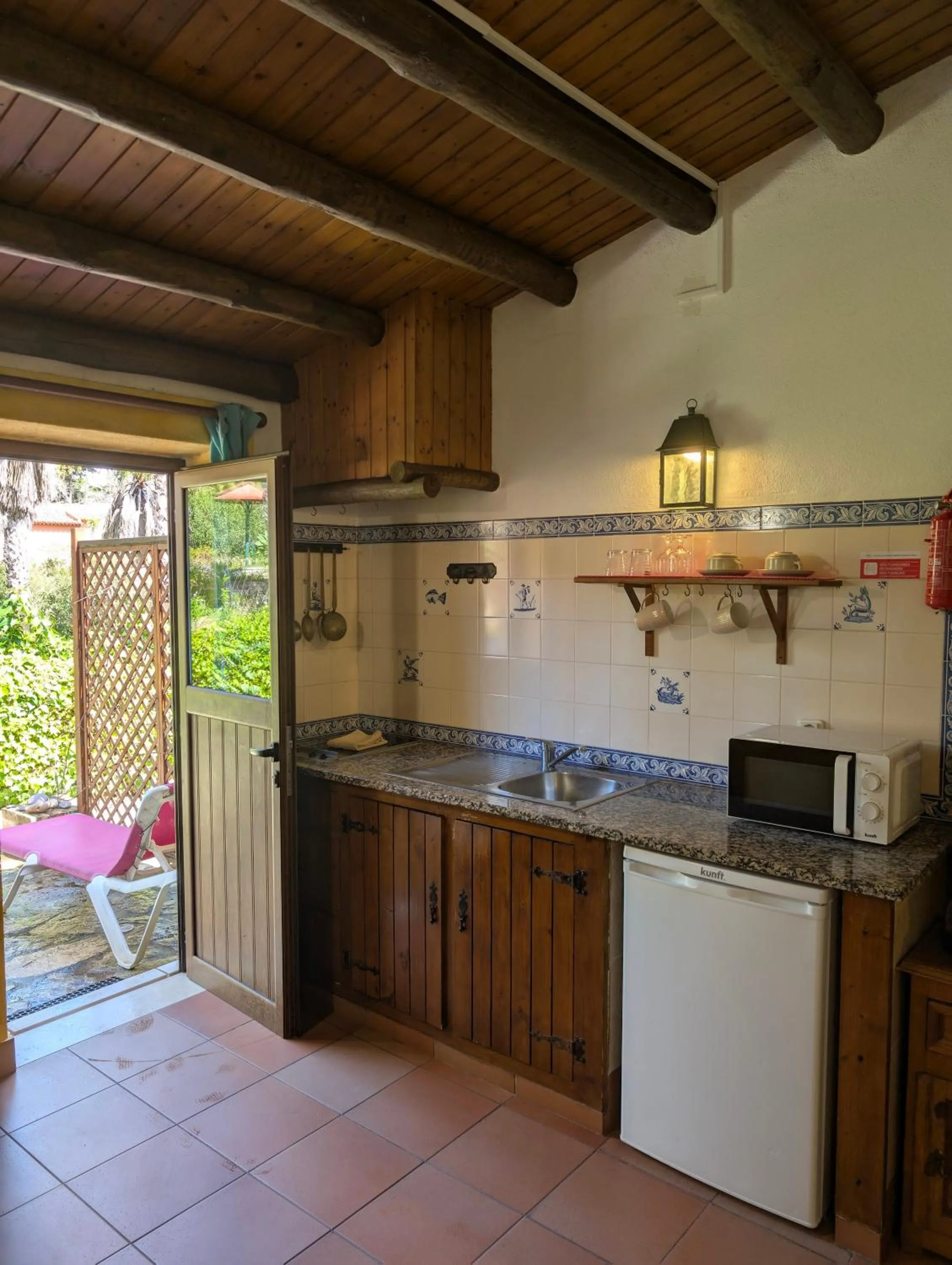 Kitchen or kitchenette in Quinta do Mar - Country & Sea Village