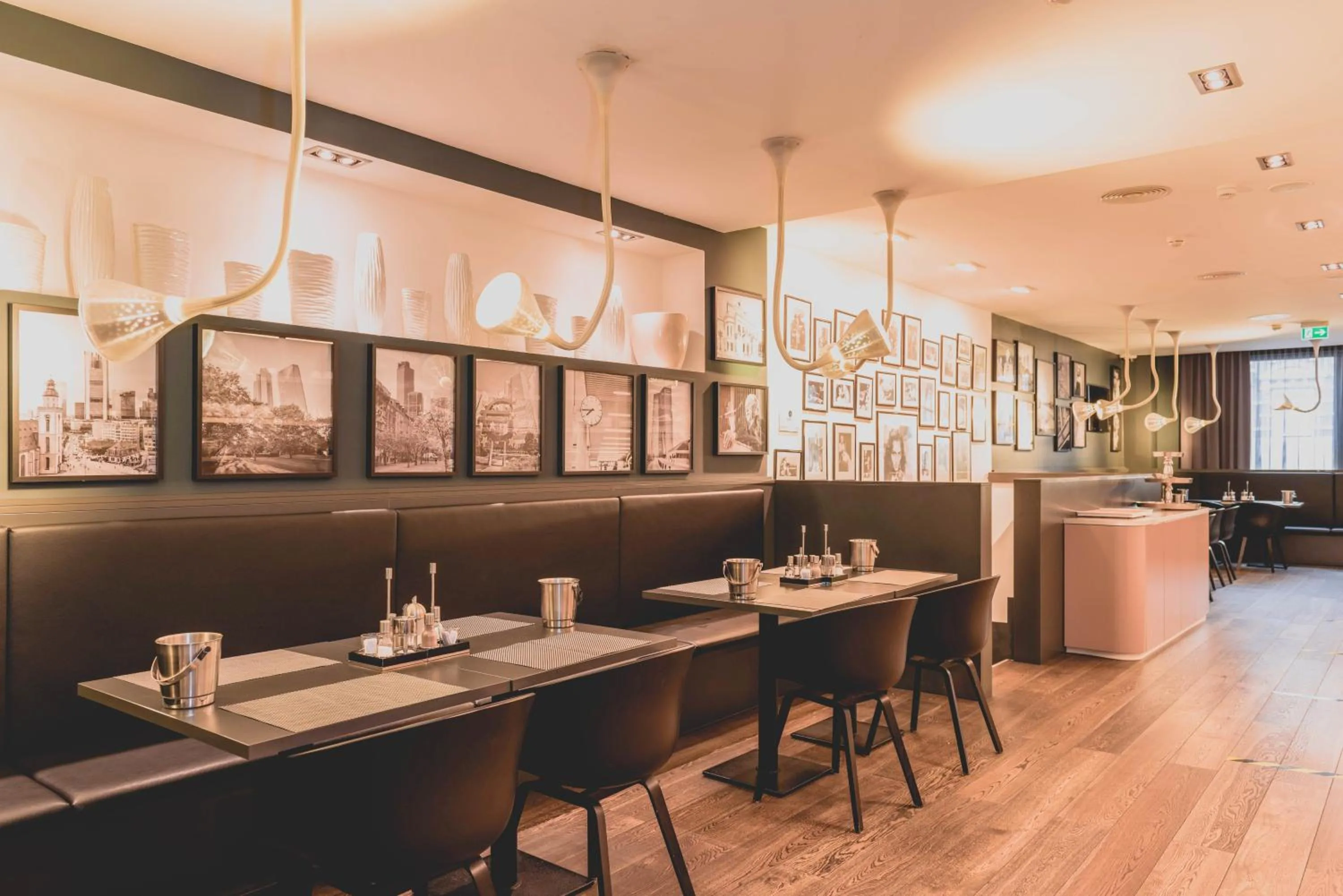 Breakfast in Hotel Bliss