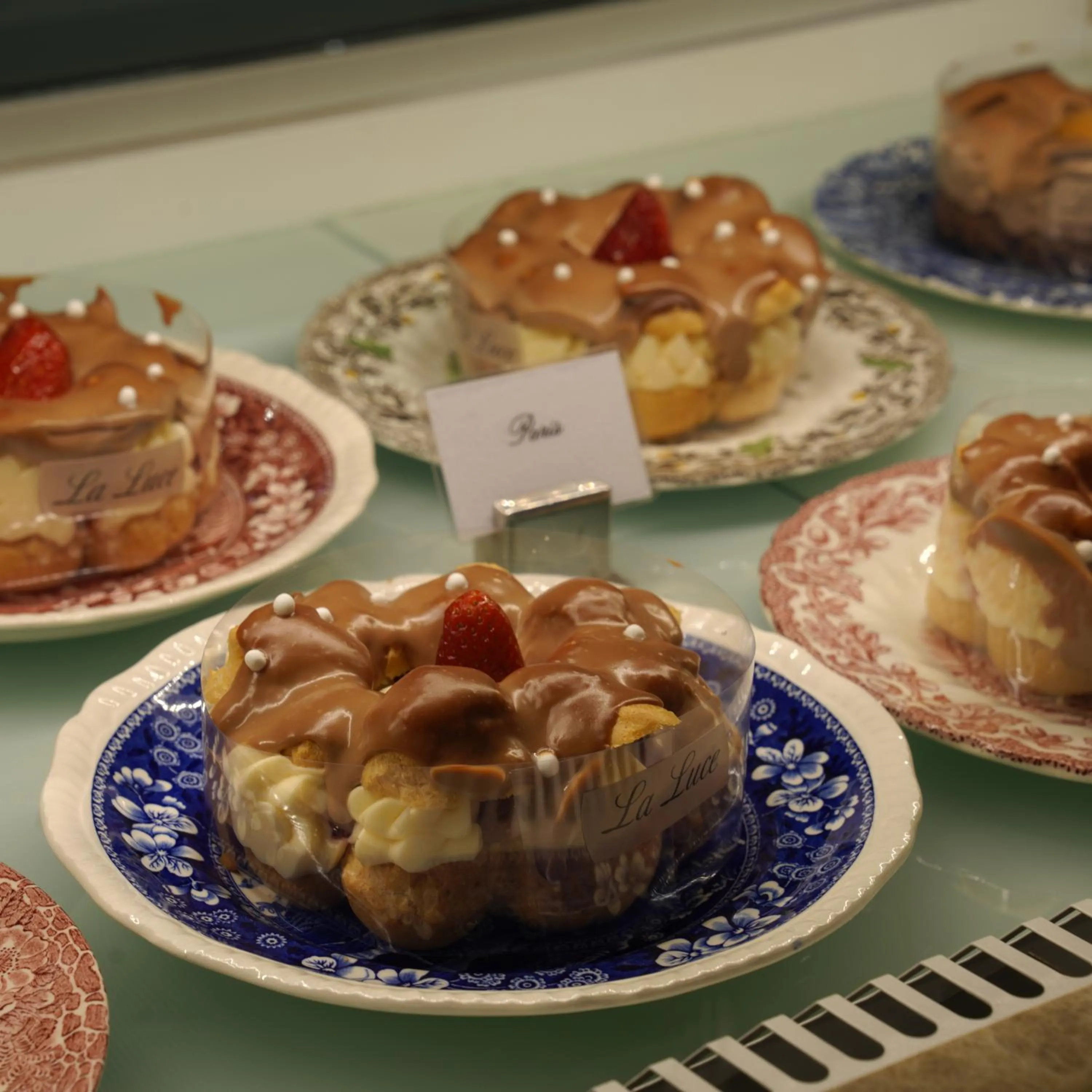 Restaurant/places to eat in Panderma Port Hotel