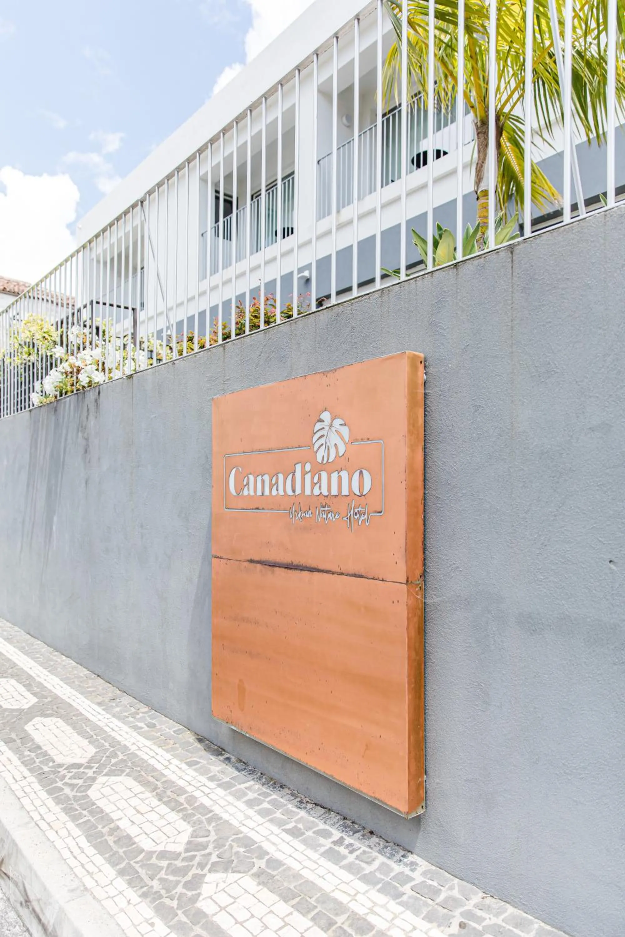 Facade/entrance in Canadiano Urban Nature Hotel