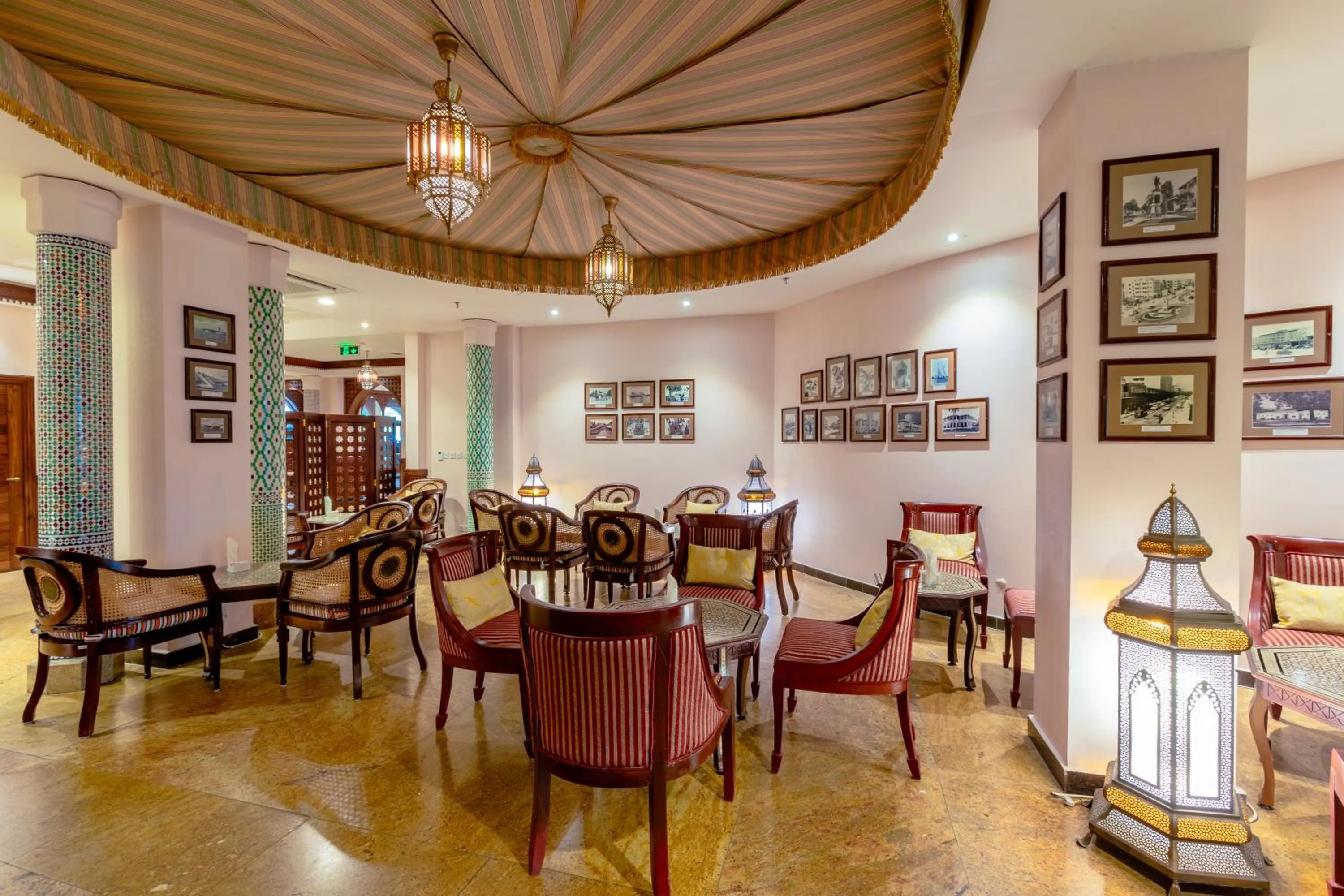 Restaurant/places to eat in Dar es Salaam Serena Hotel