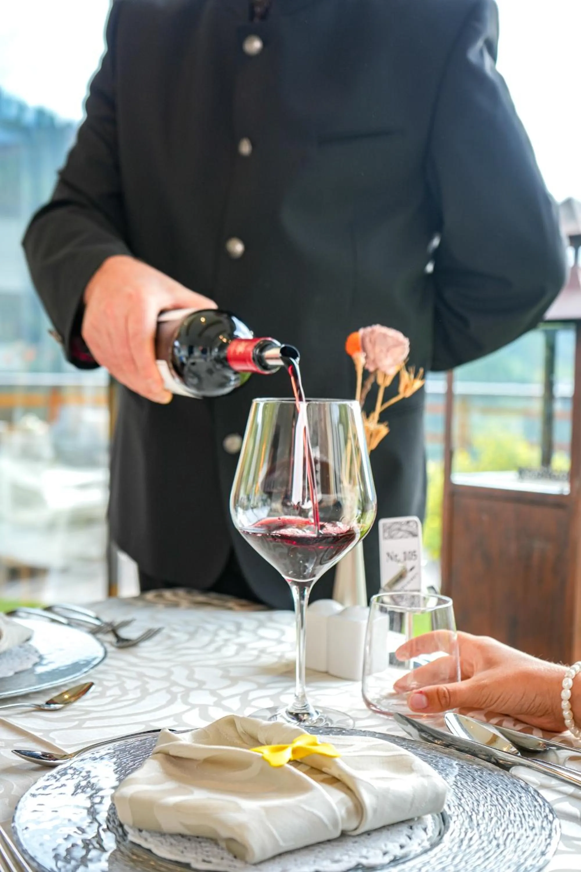 Restaurant/places to eat in Hotel Fanes