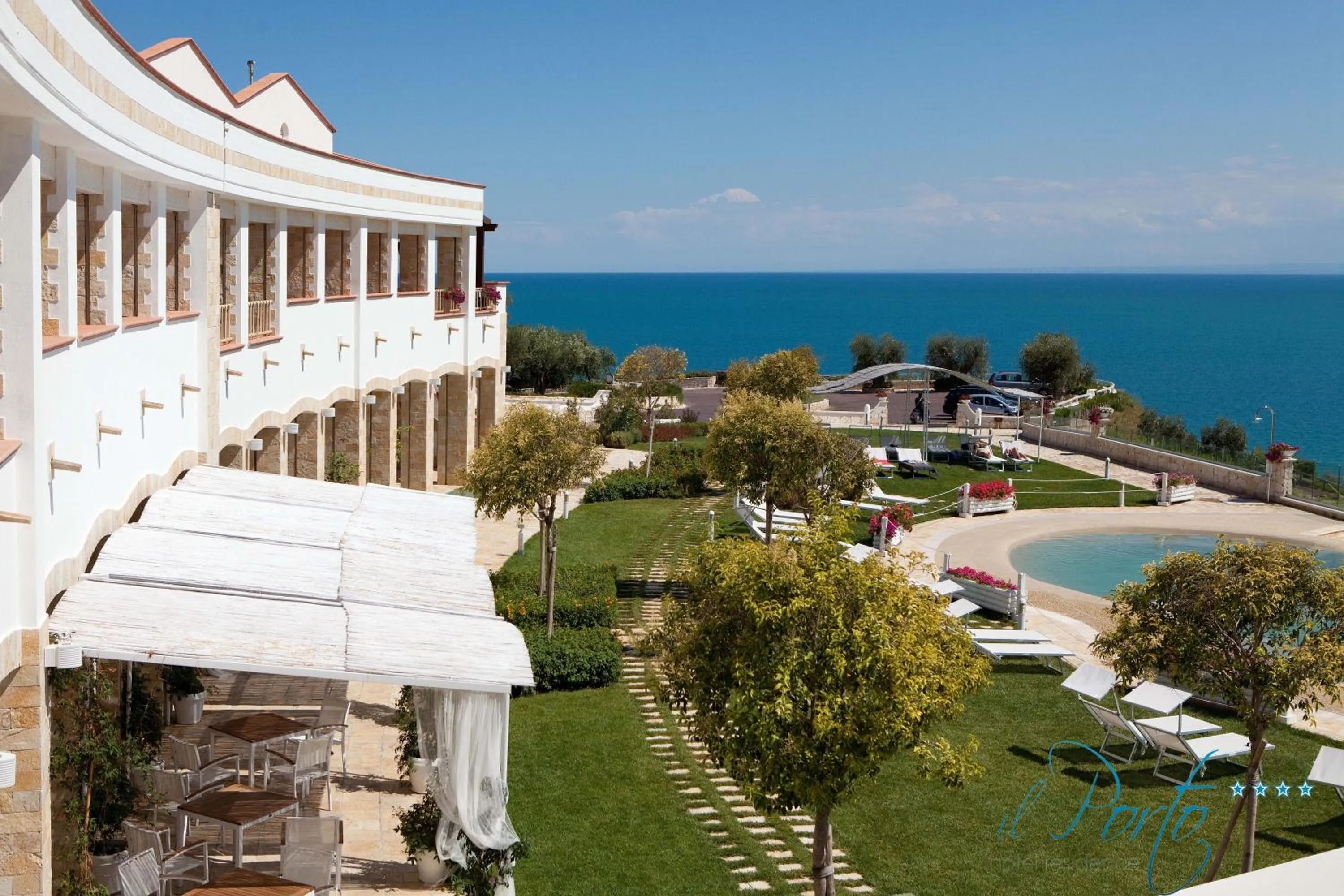 Facade/entrance in Hotel Residence Il Porto