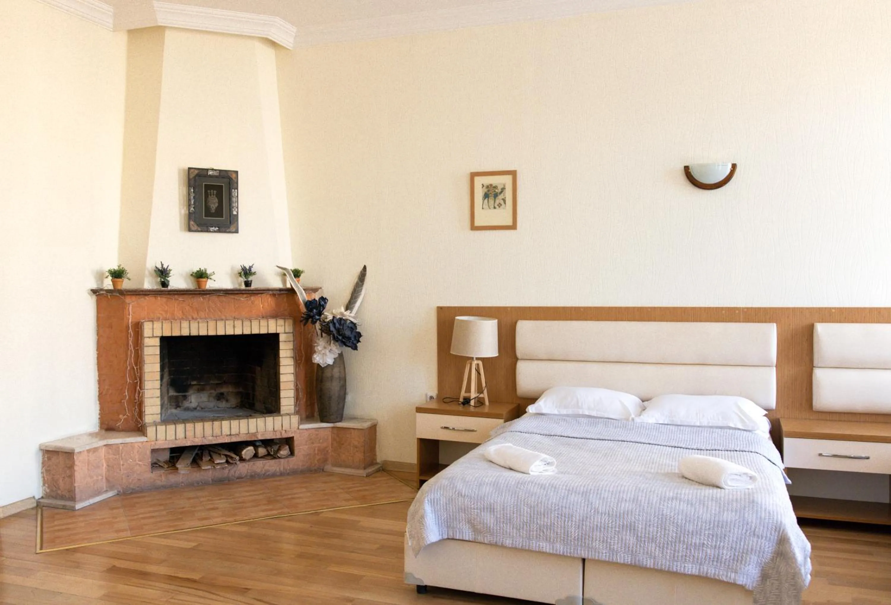 flat iron in MARJANI apartments