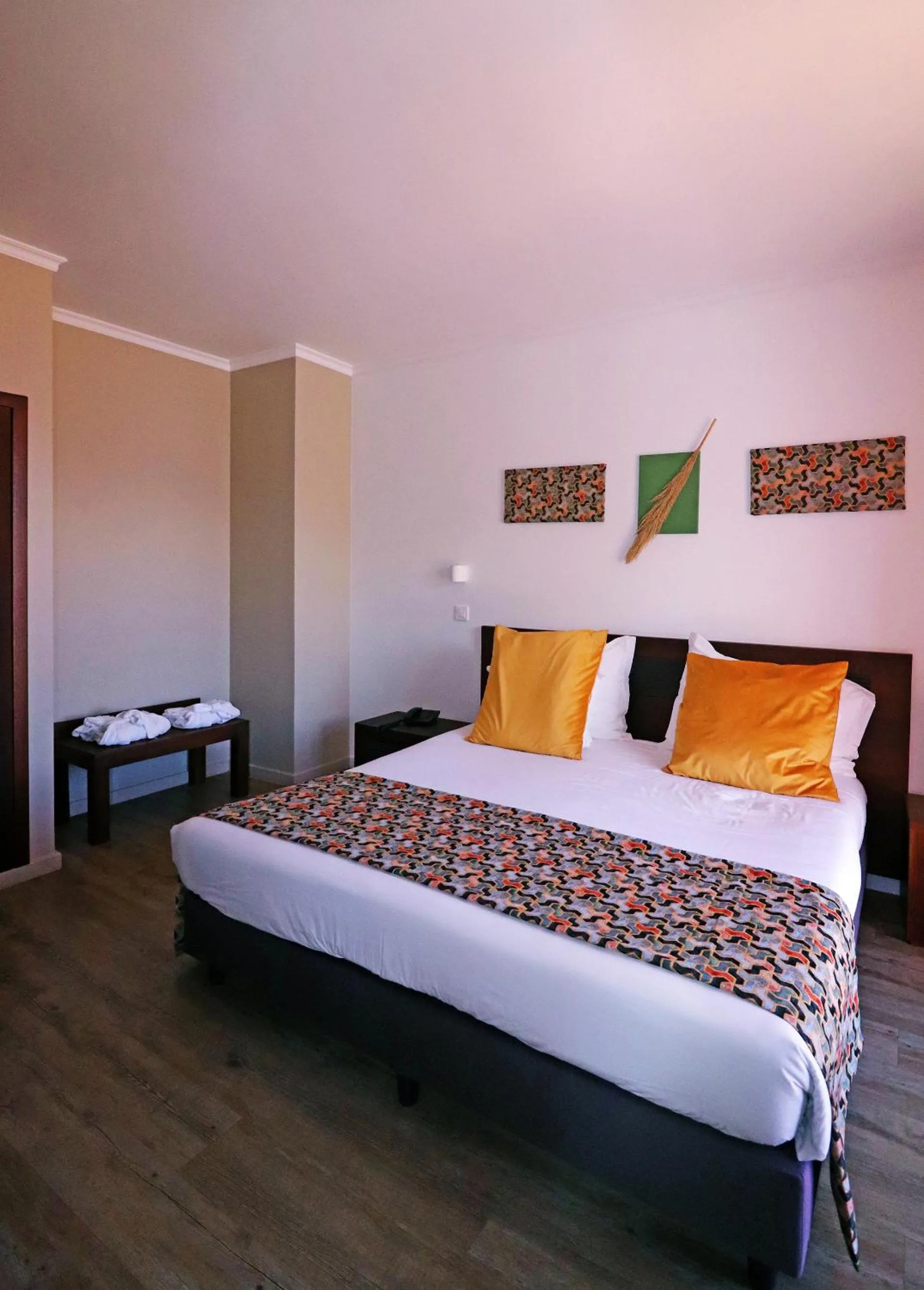 Bedroom, Bed in Hotel Euro Moniz