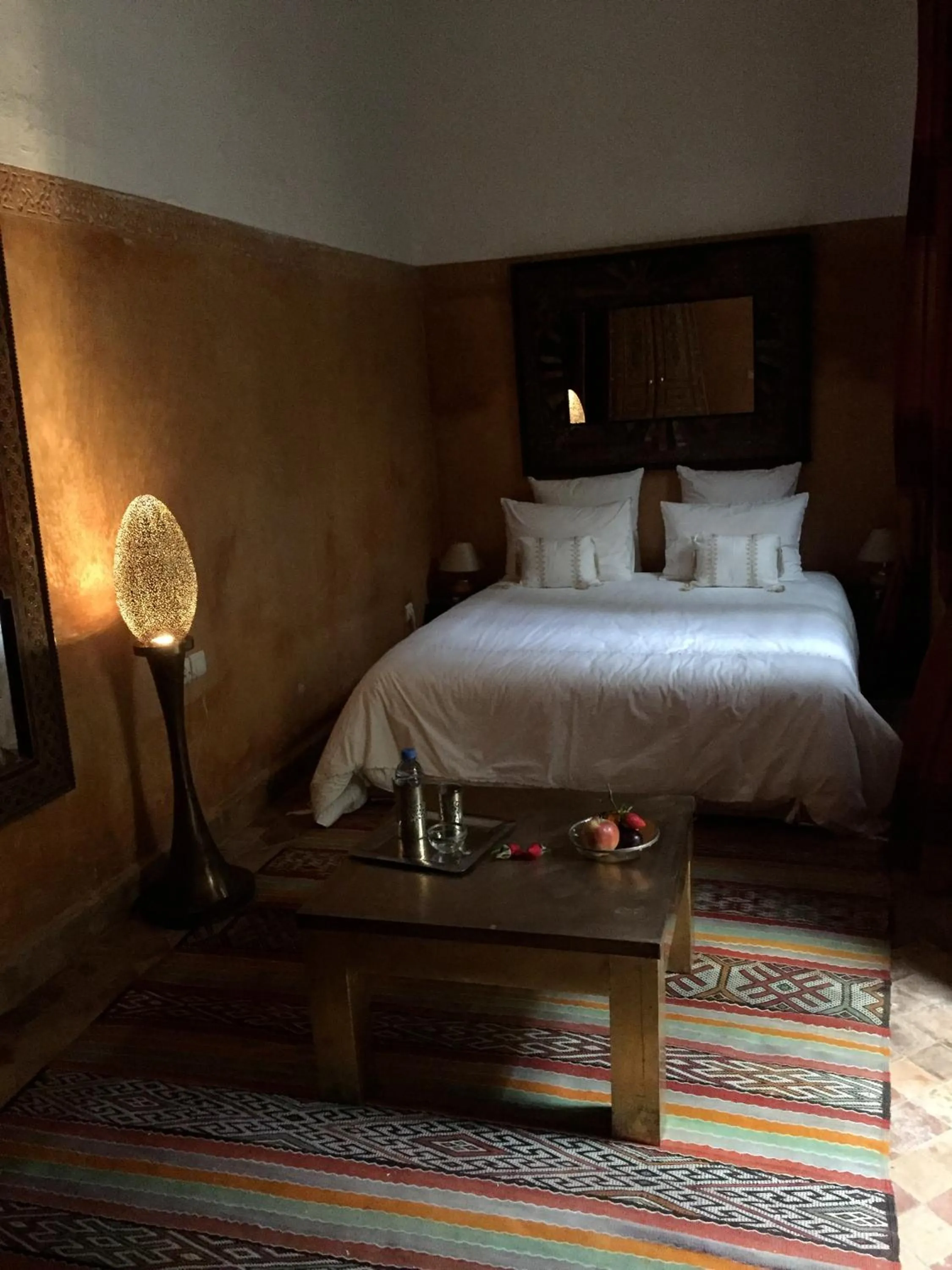 Photo of the whole room, Bed in Riad Al Loune