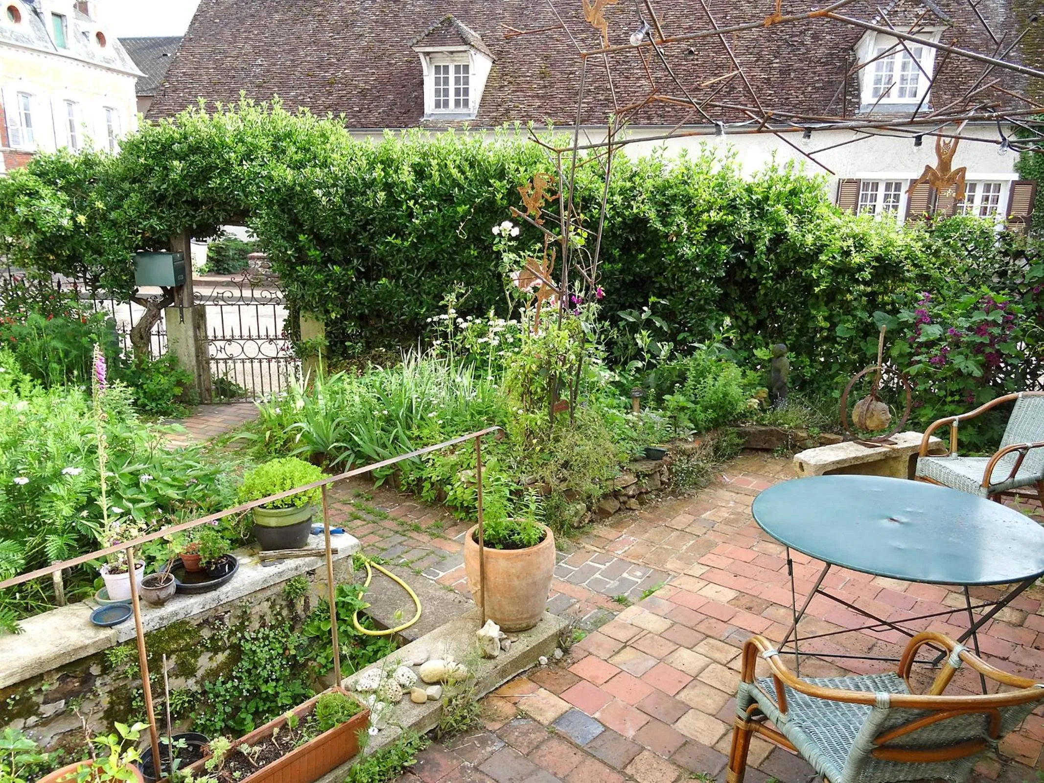 Patio in L'escalier des rêves