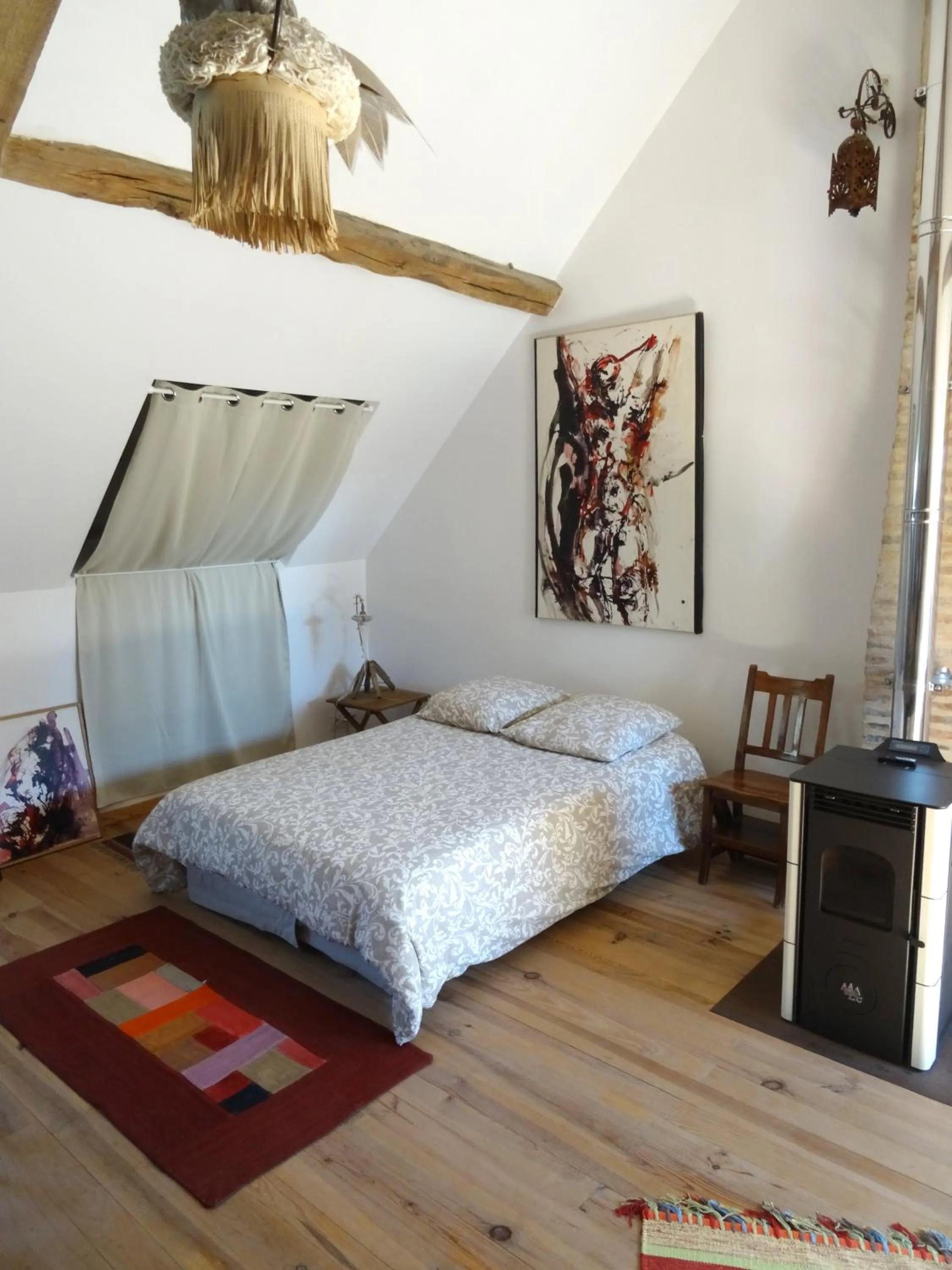 Bed in L'escalier des rêves