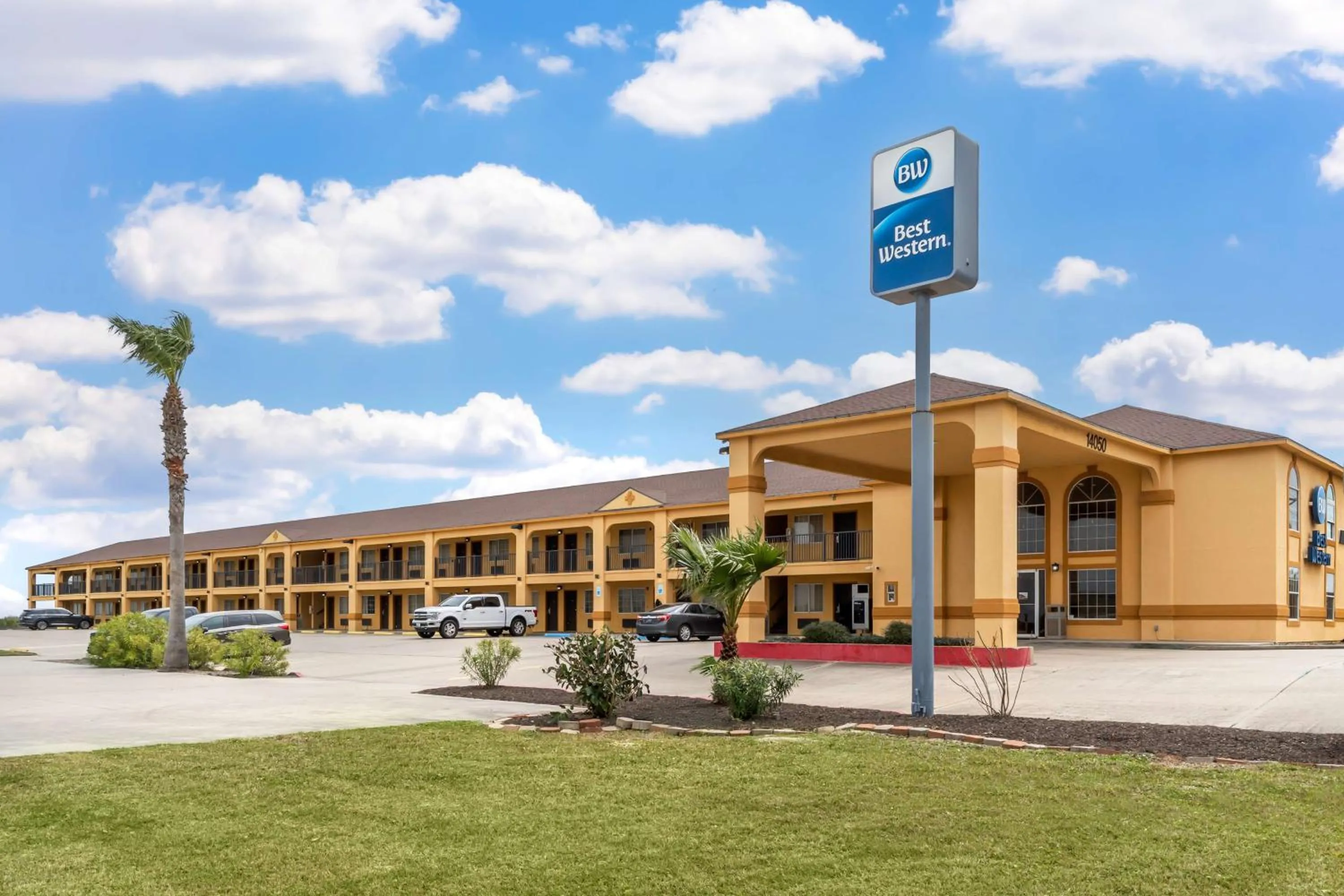 Property building in Best Western Padre Island