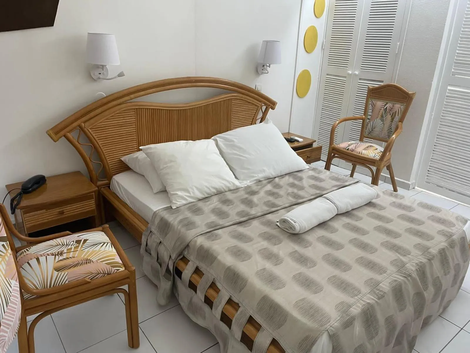 Bed in Hotel Le Rotabas