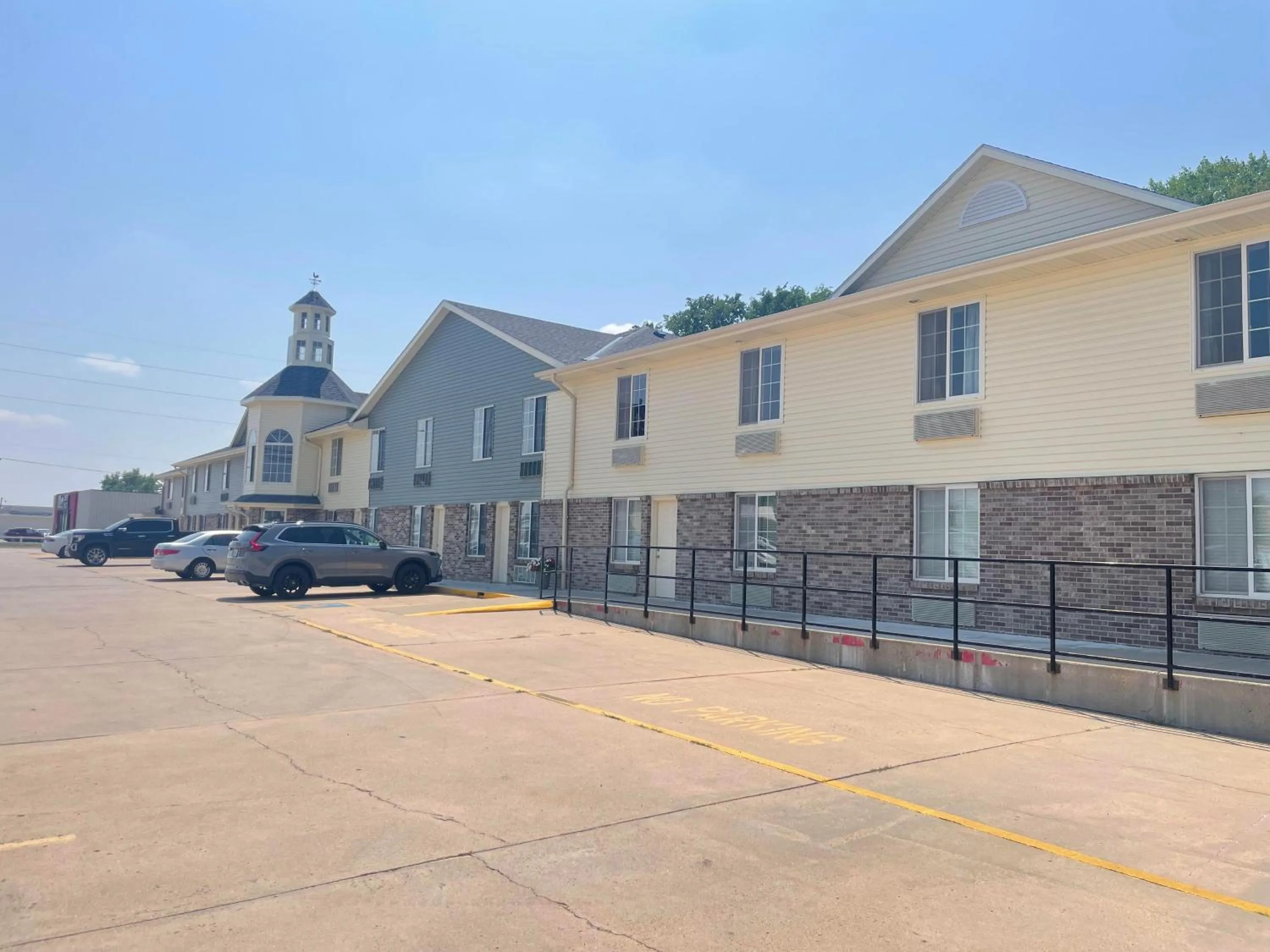 Property building in Victorian Inn