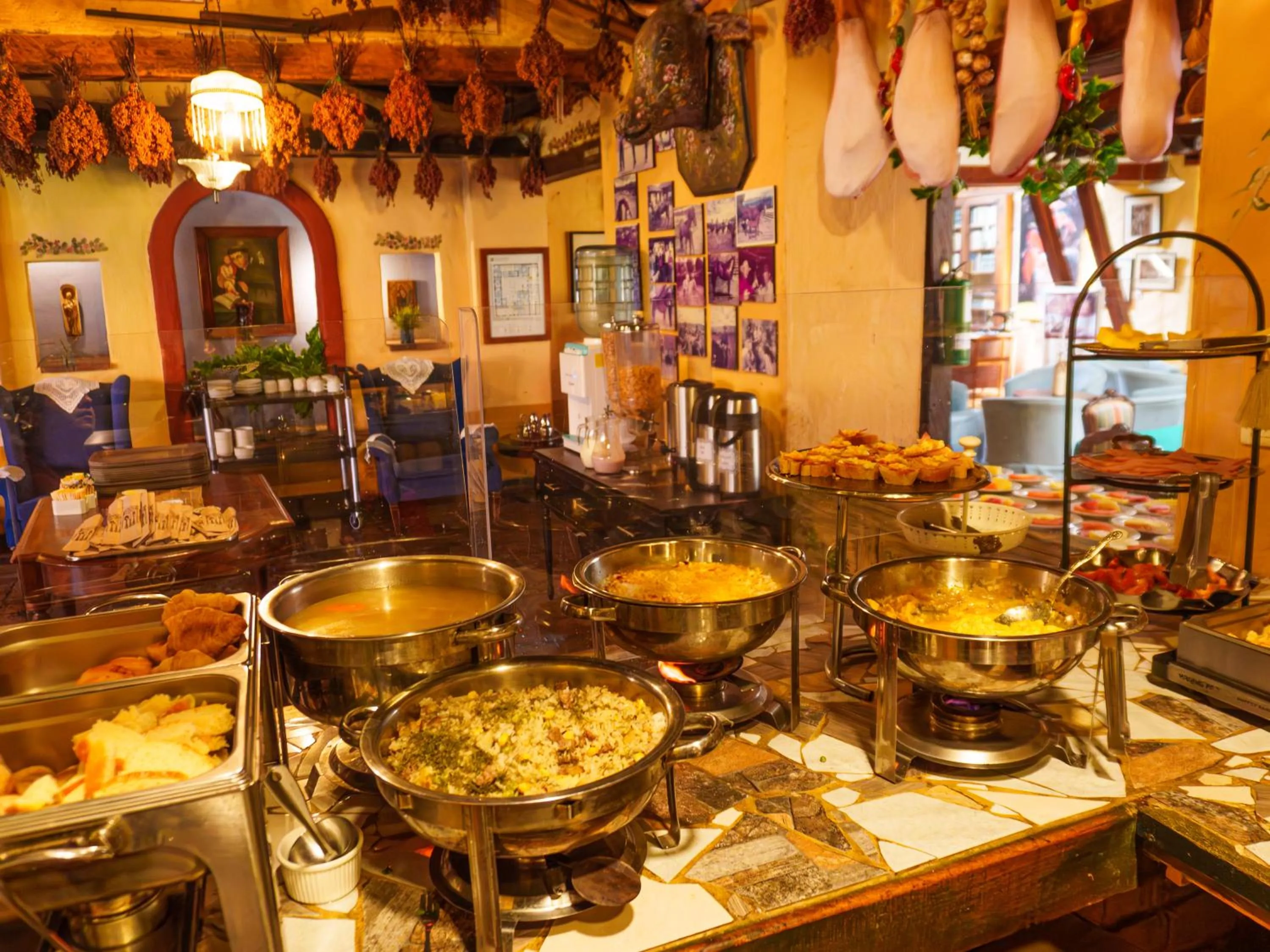 Breakfast in Hotel La Posada de San Antonio