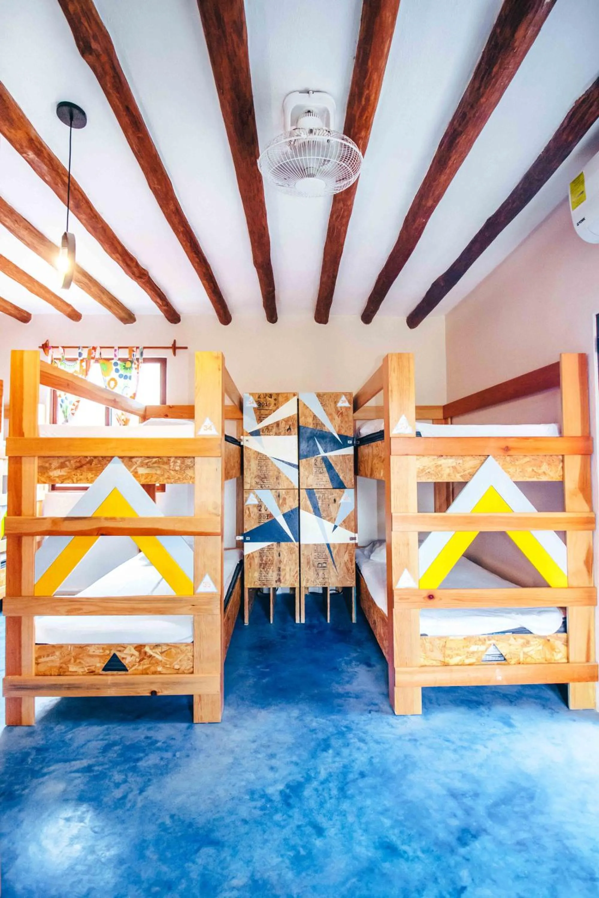 bunk bed, Bed in Tribu Hostel