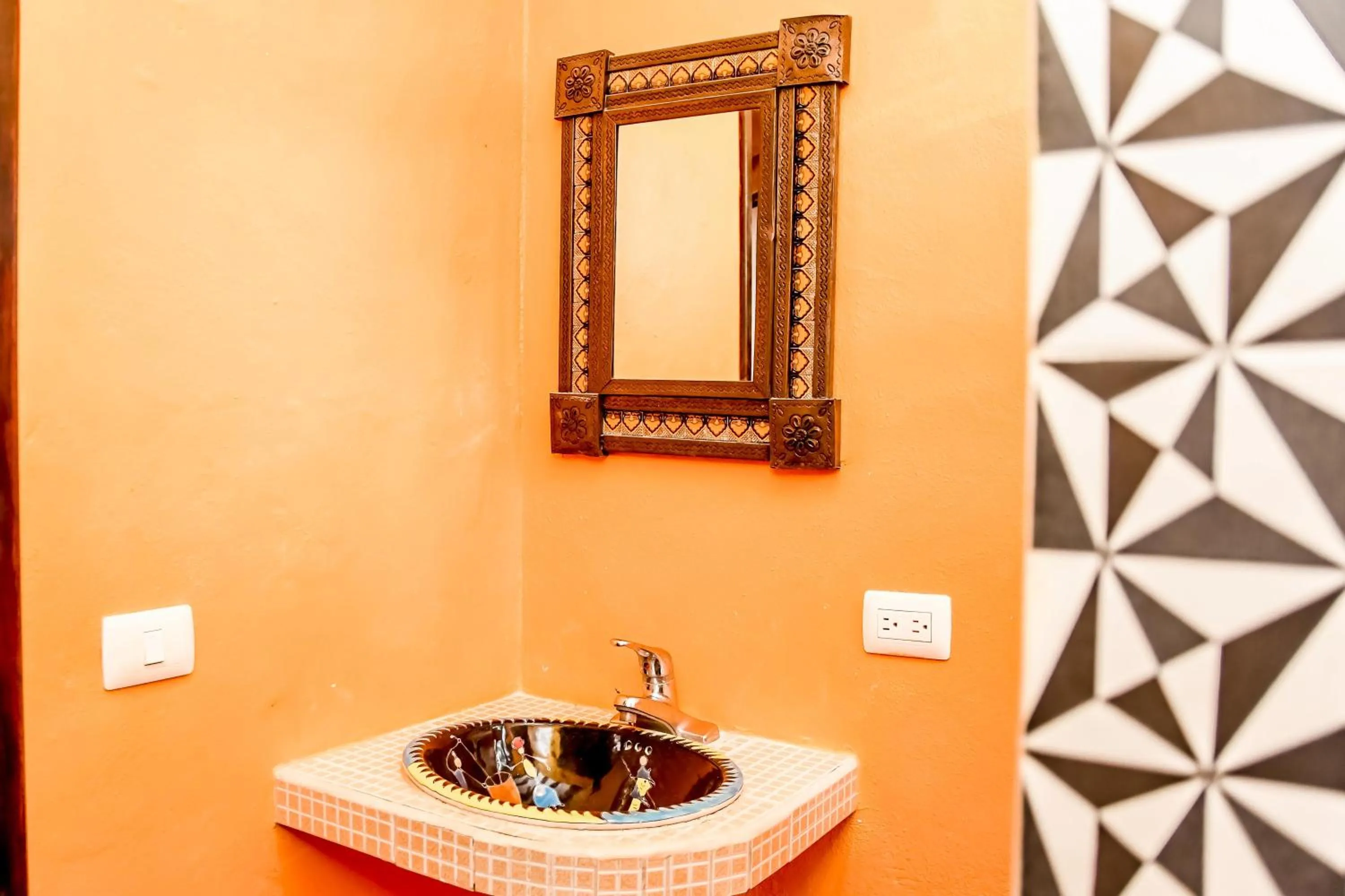 Bathroom in Tribu Hostel