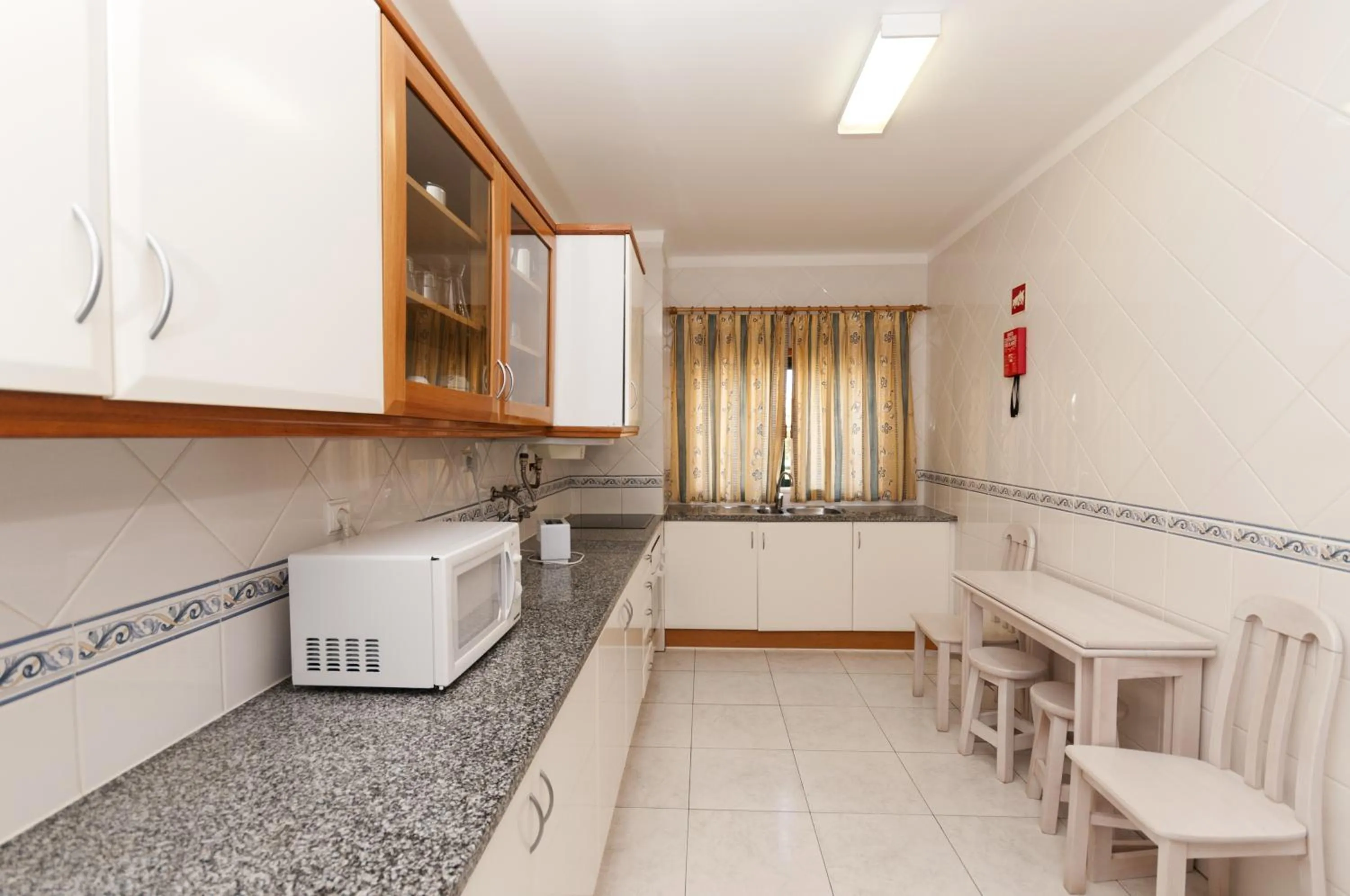 Kitchen or kitchenette in Plaza Real by Atlantichotels