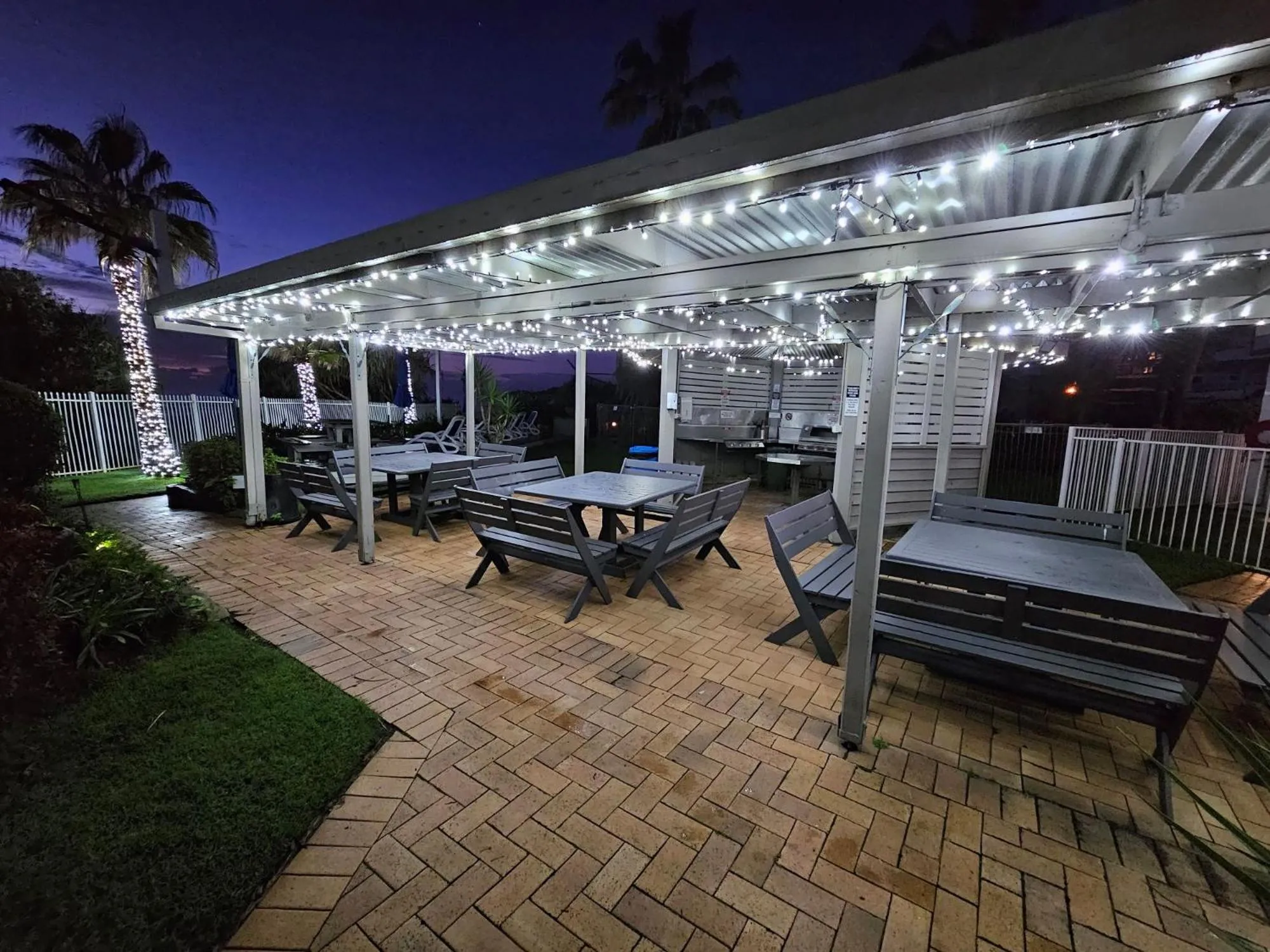 Night in 19th Avenue on the Beach