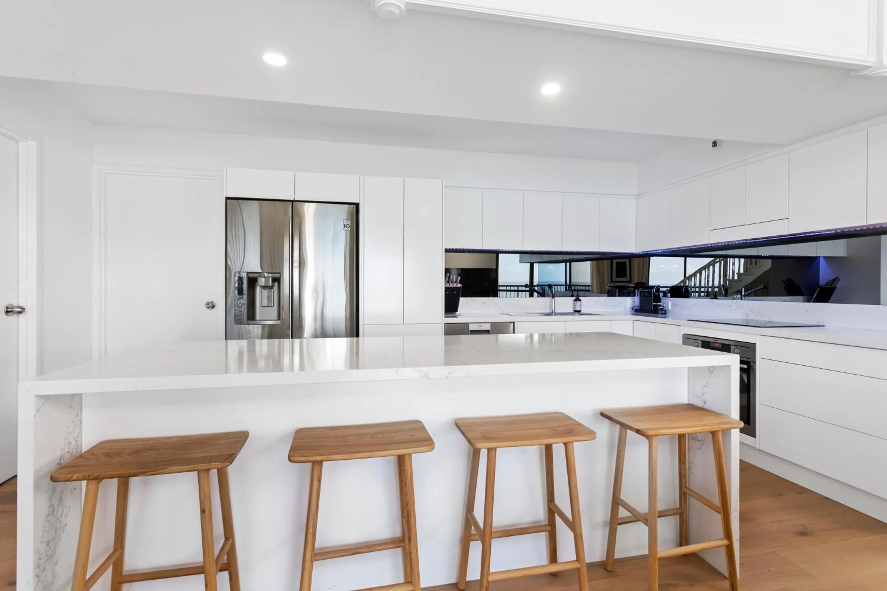 Dining area in Burleigh Esplanade Apartments
