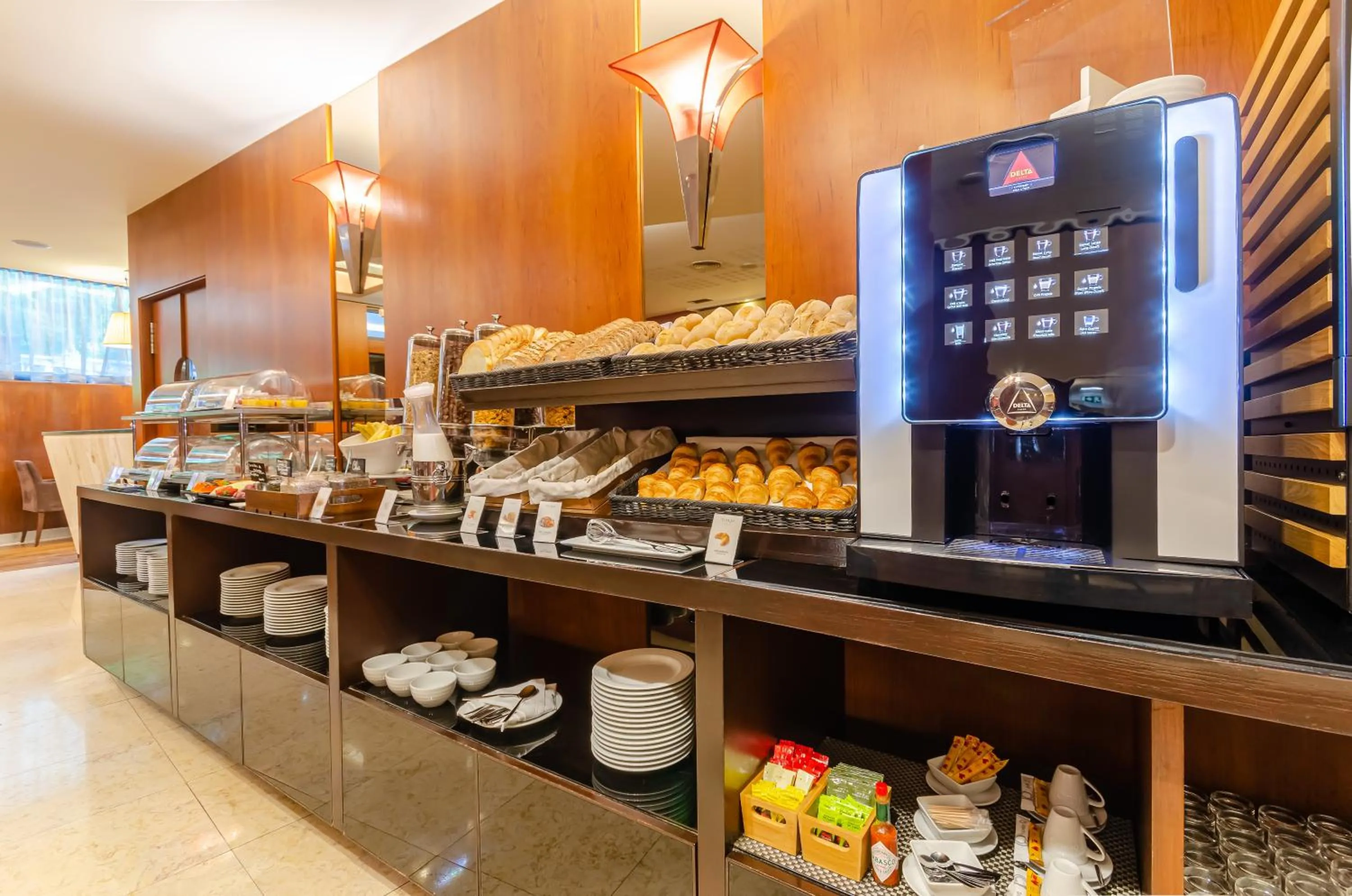 Breakfast in TURIM Europa Hotel