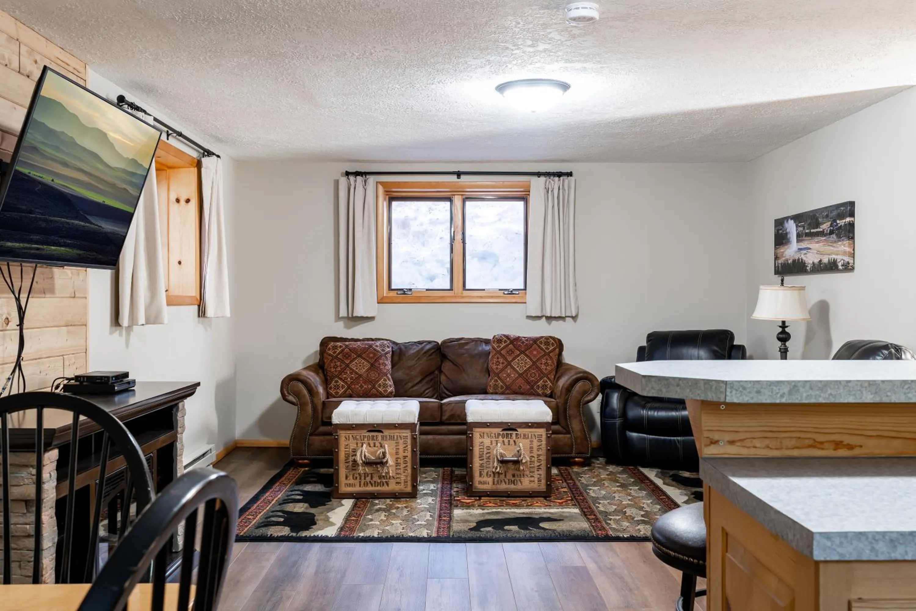 TV and multimedia in Shepherd Family Retreats- Moose