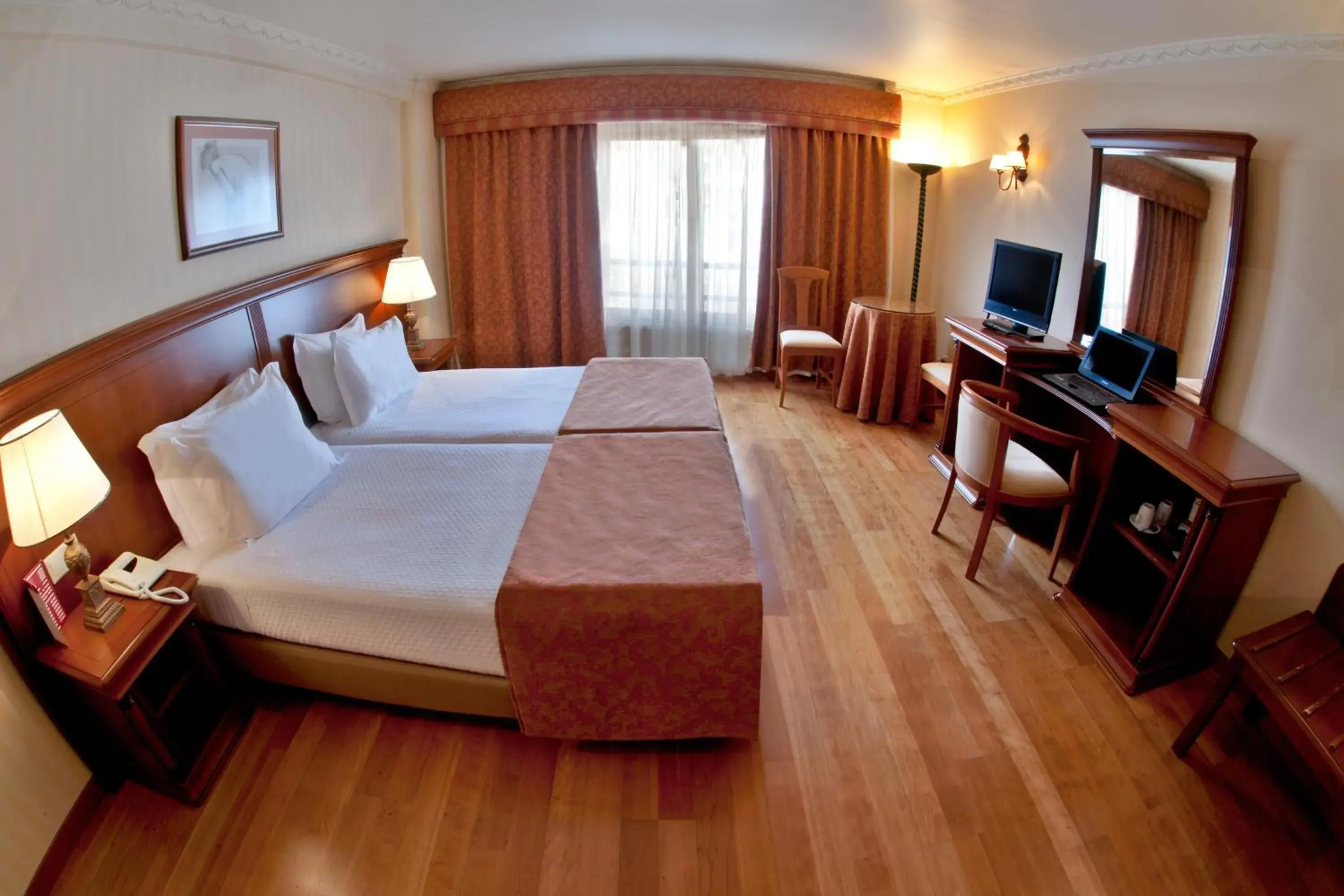 Twin Room in TURIM Lisboa Hotel Twin Room in TURIM Lisboa Hotel