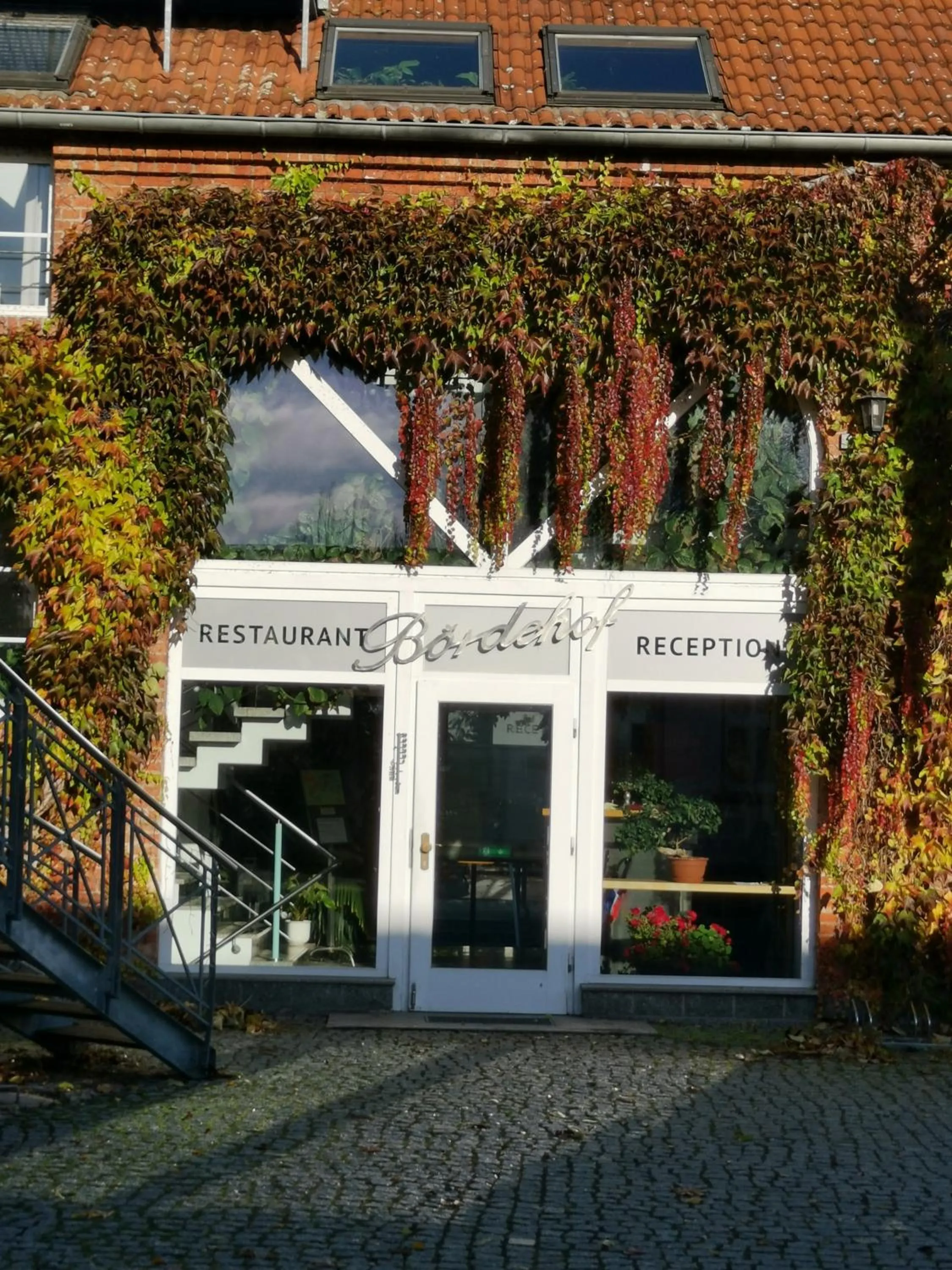 Property building in Hotel Bördehof, direkt an der A2 & A14, Restaurant, Tagung, individuell