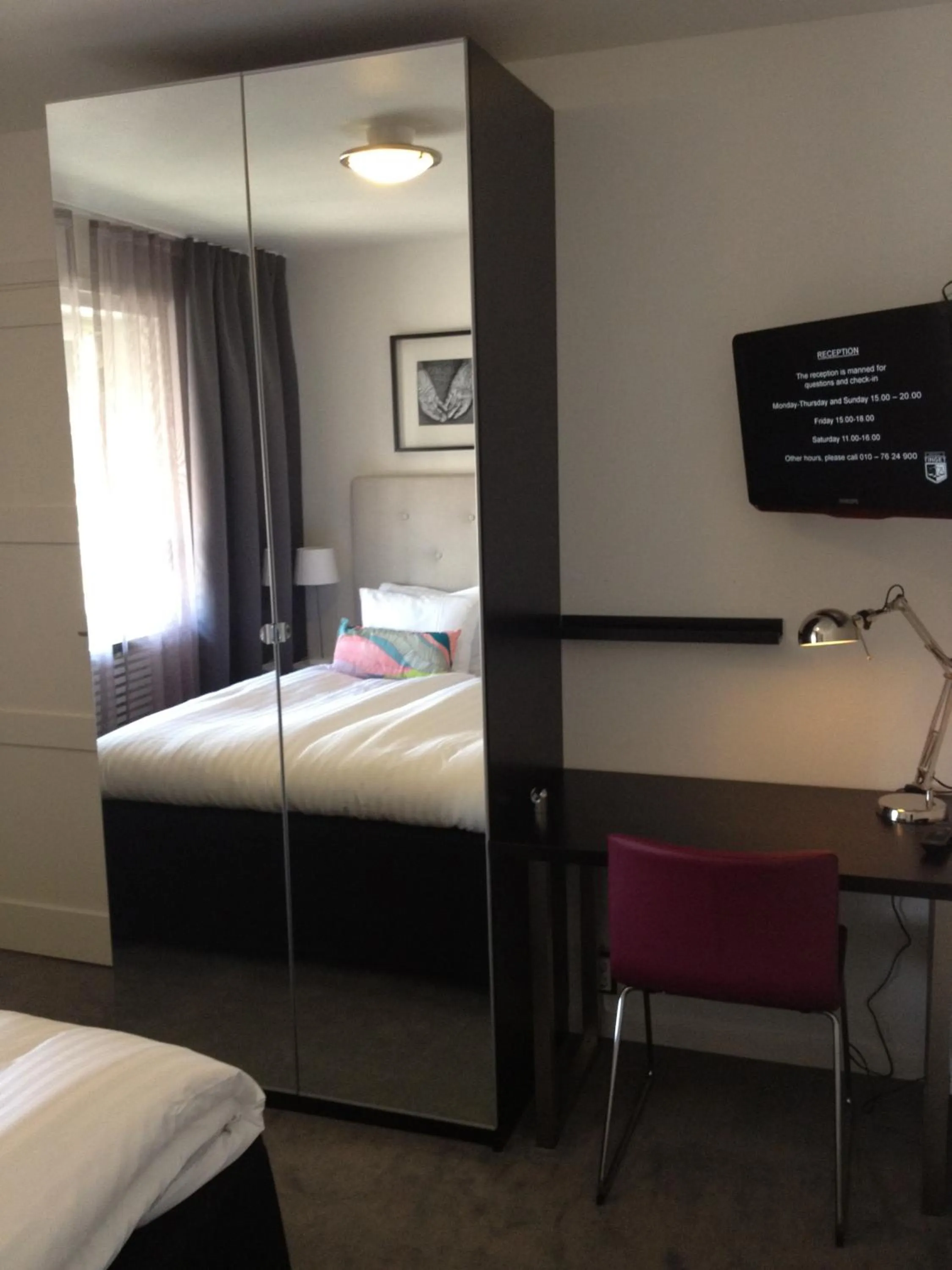 Decorative detail, Bed in Hotell Tinget