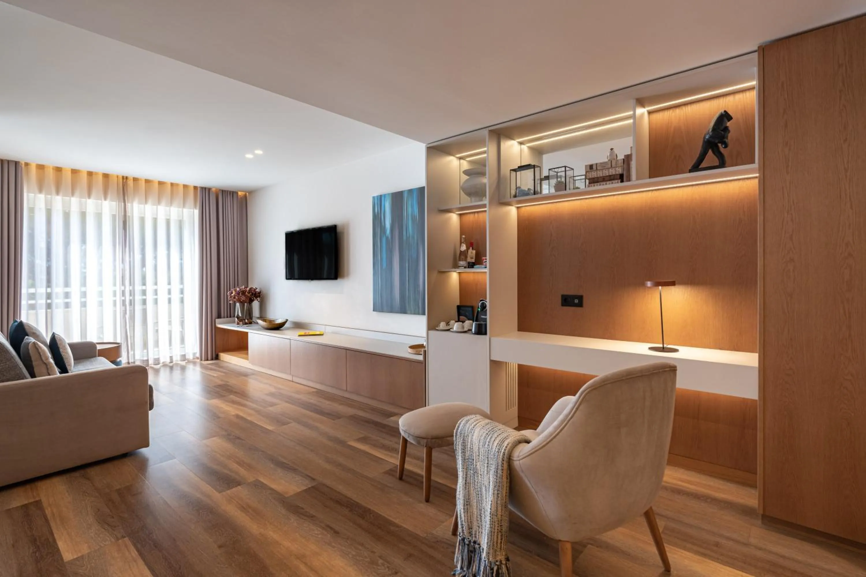 TV and multimedia in Onyria Quinta da Marinha Hotel