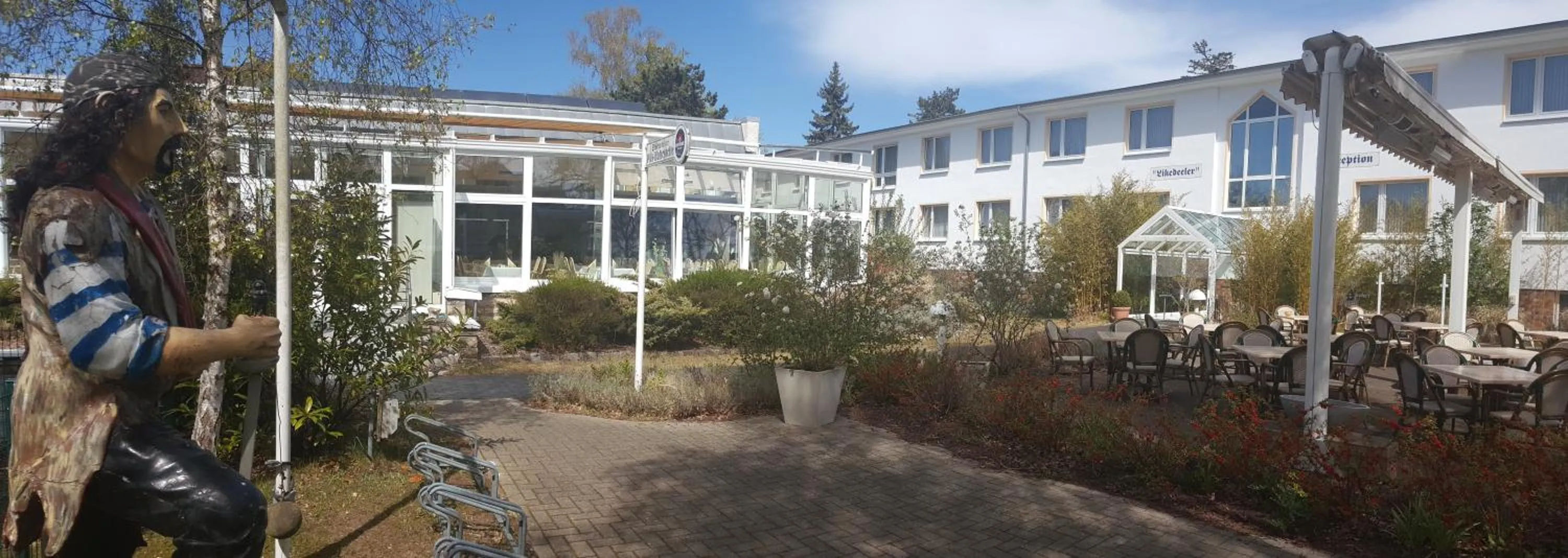 Property building in R&R Hotel Störtebeker