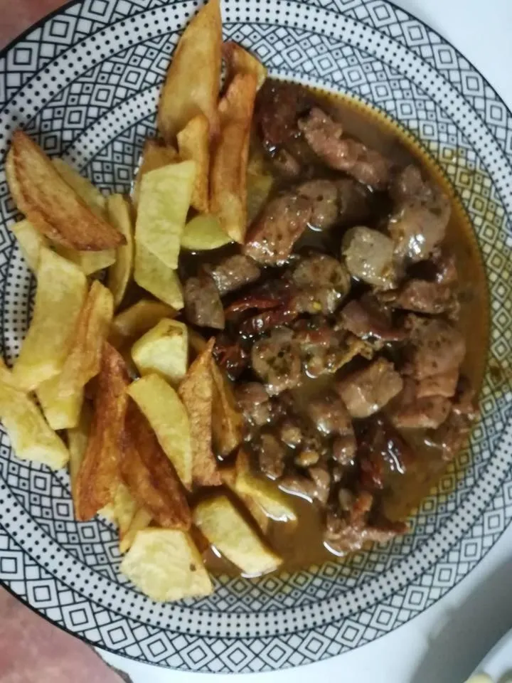 Restaurant/places to eat in Xenios Chalet