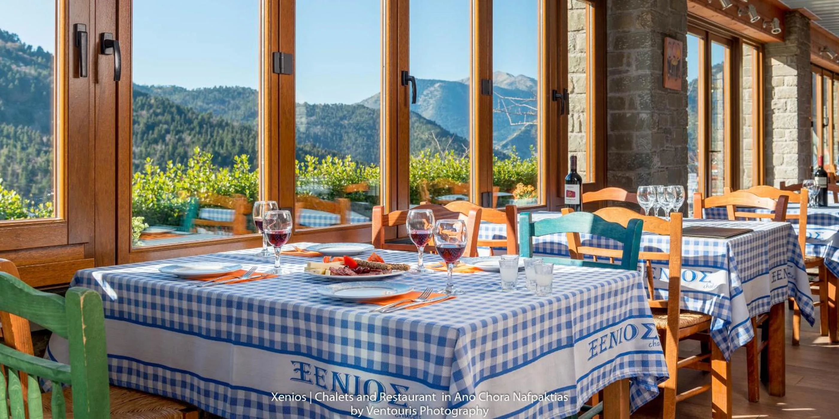 Restaurant/places to eat in Xenios Chalet