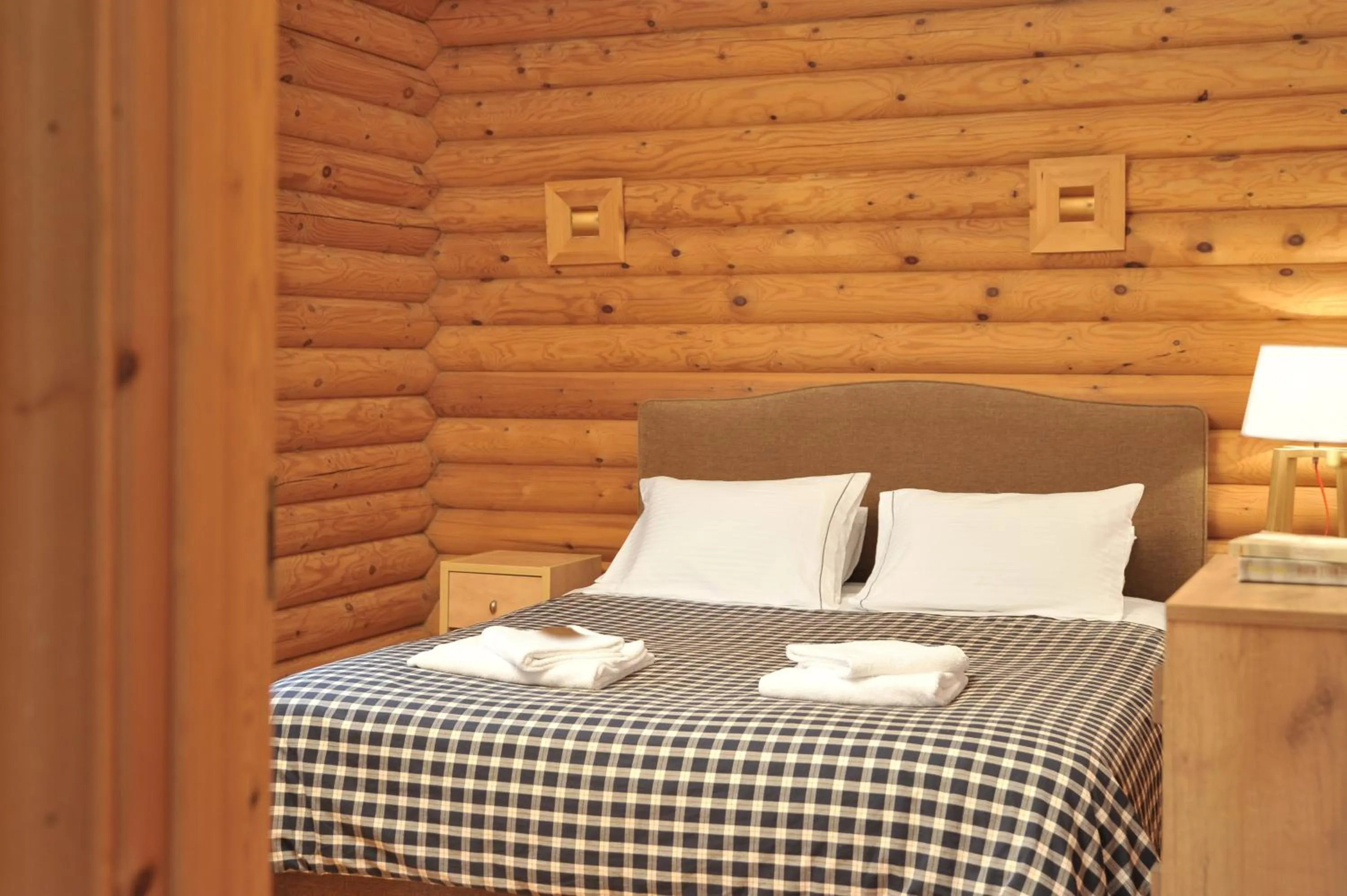 Bed in Xenios Chalet