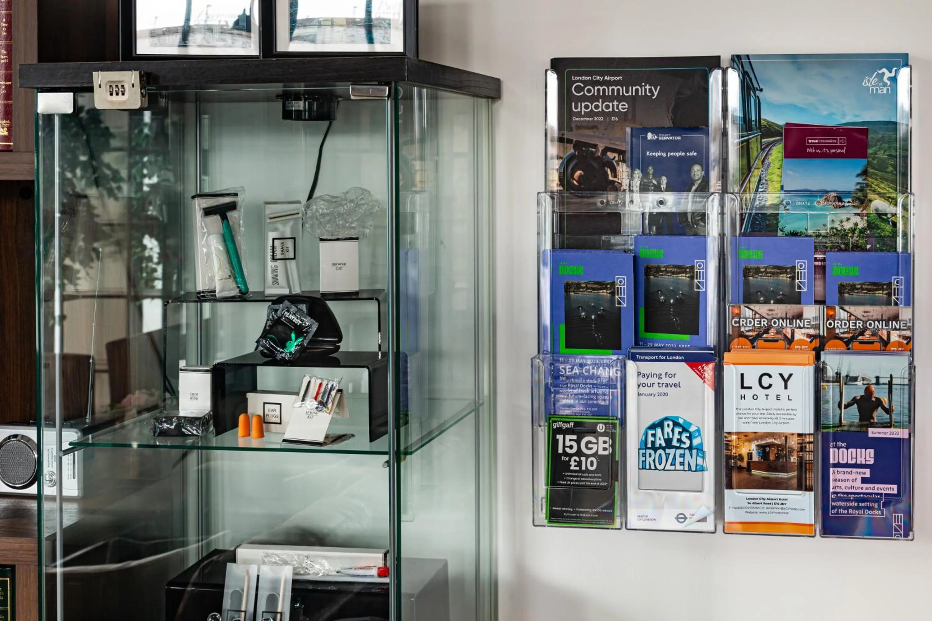 Area and facilities in London City Airport Hotel