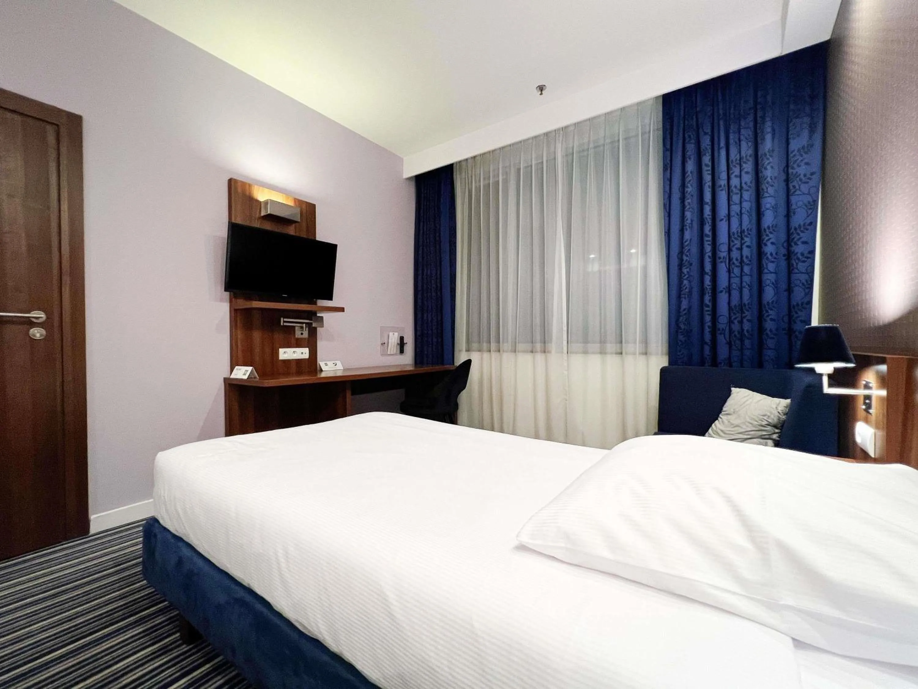 Bedroom, Bed in ibis Styles Wałbrzych