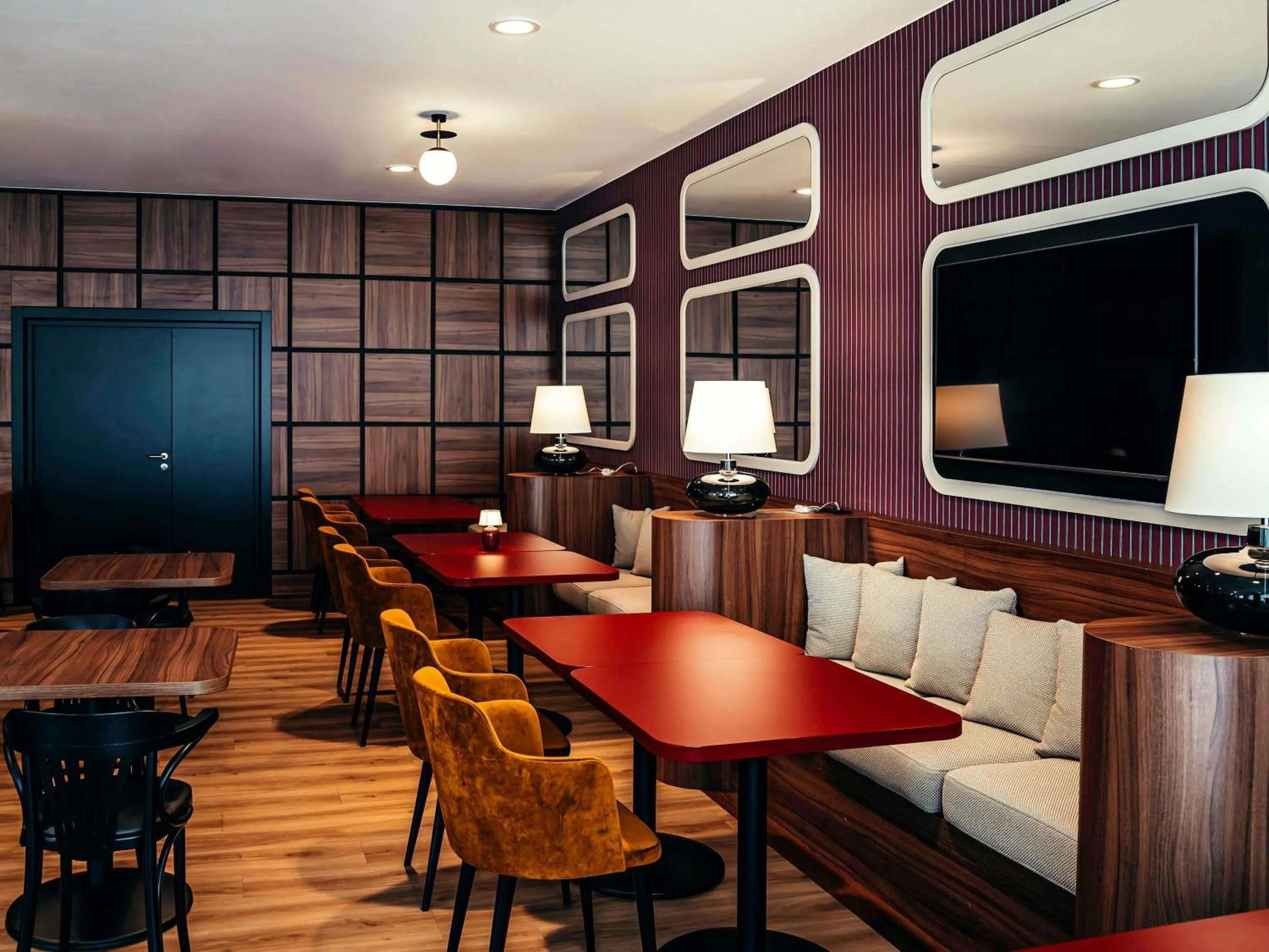 Restaurant/places to eat in ibis Styles Wałbrzych